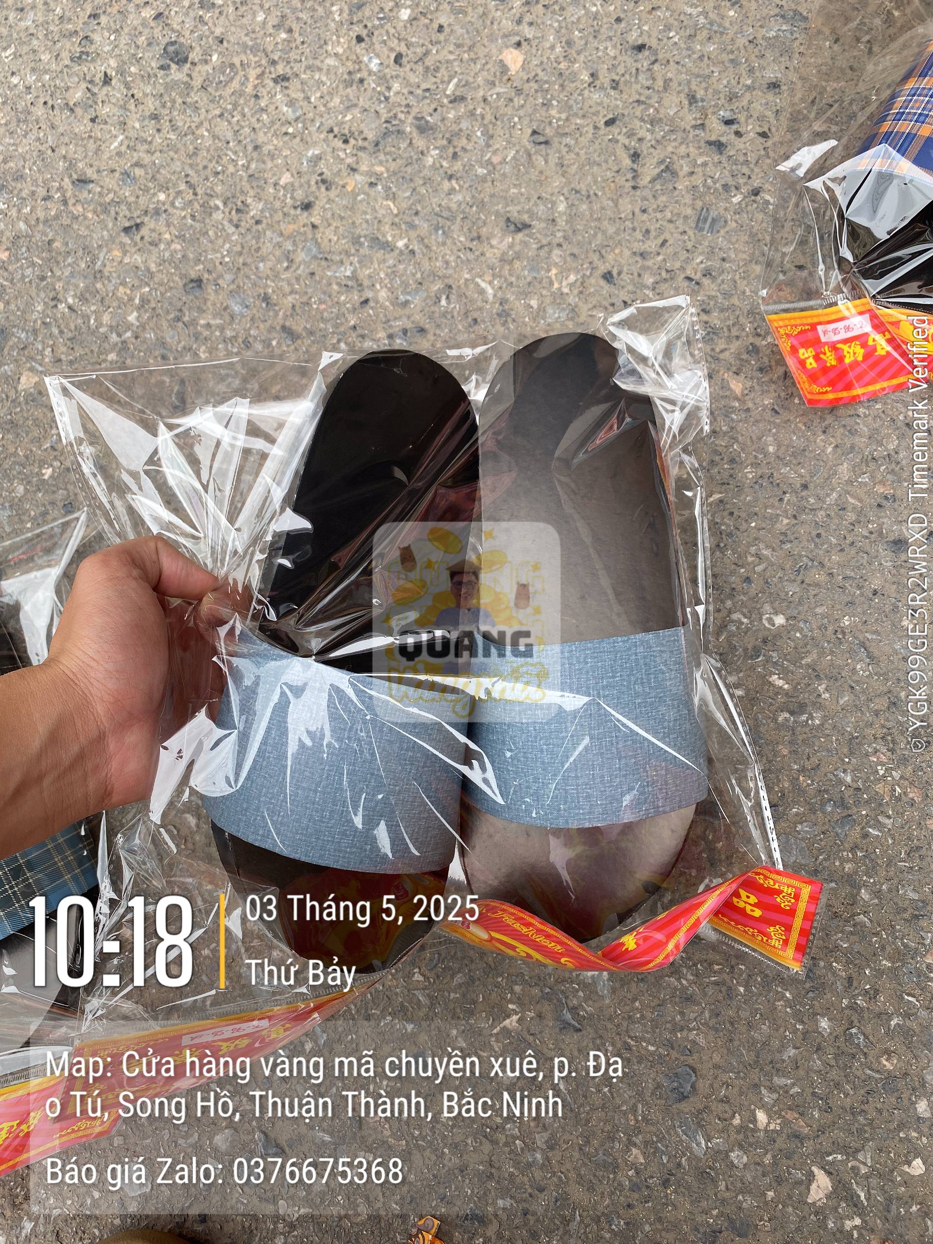 Dép sịn thương hiệu