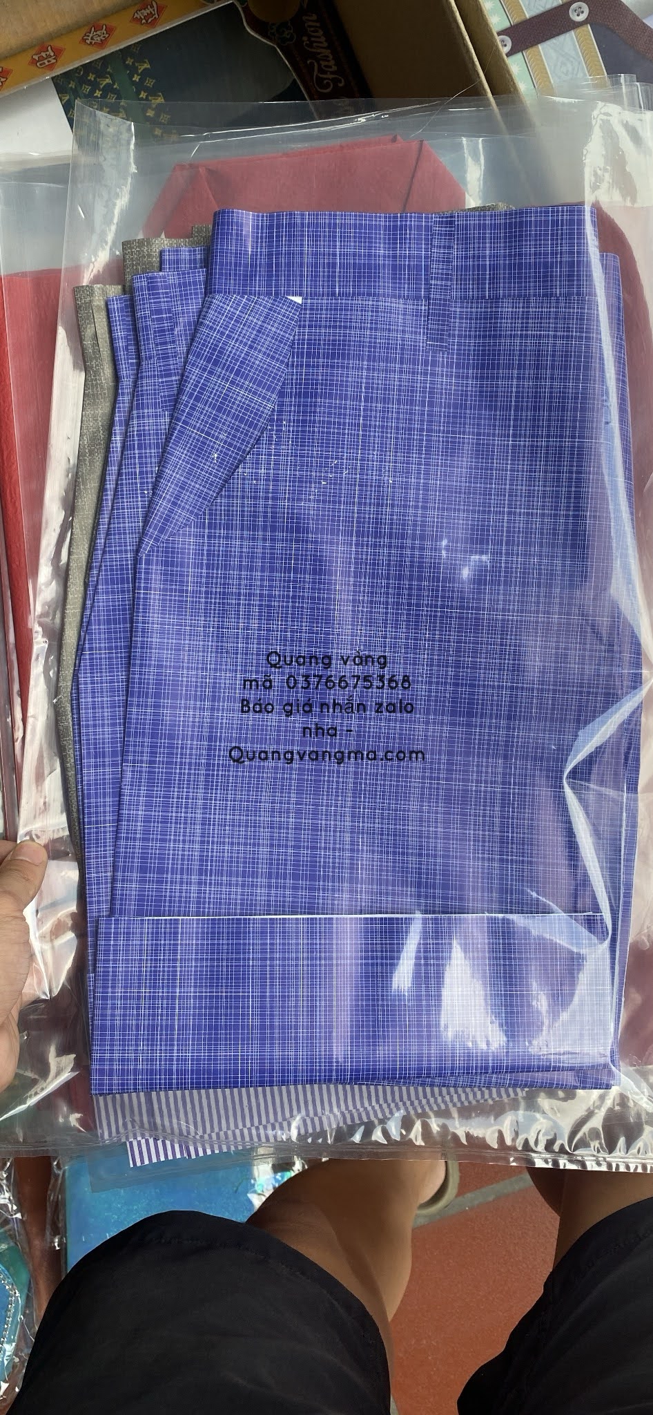 Đồ ánh hồng khách quen
