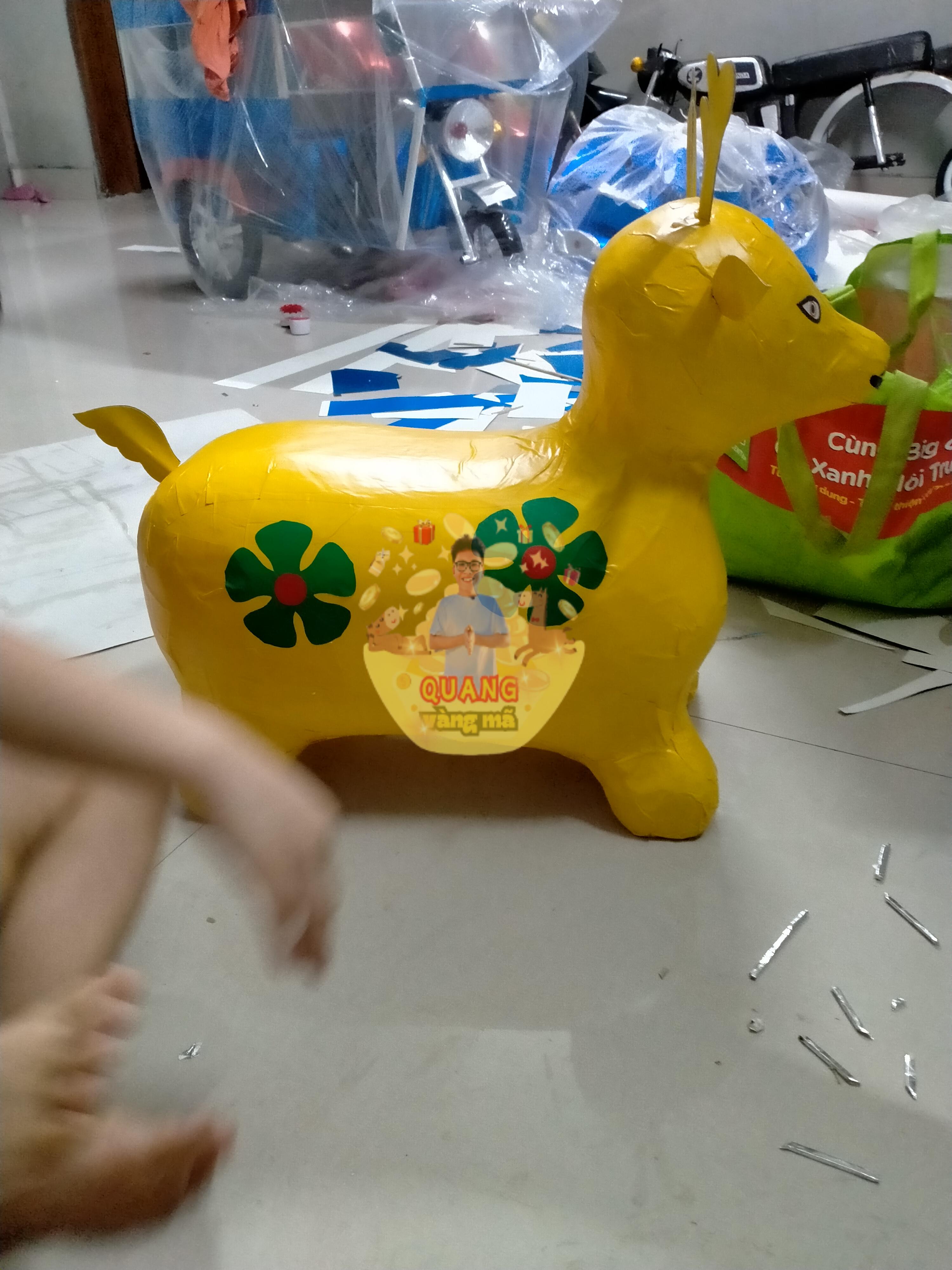 Đồ chơi thú cao xu nhún nhẩy cho em bé màu vàng