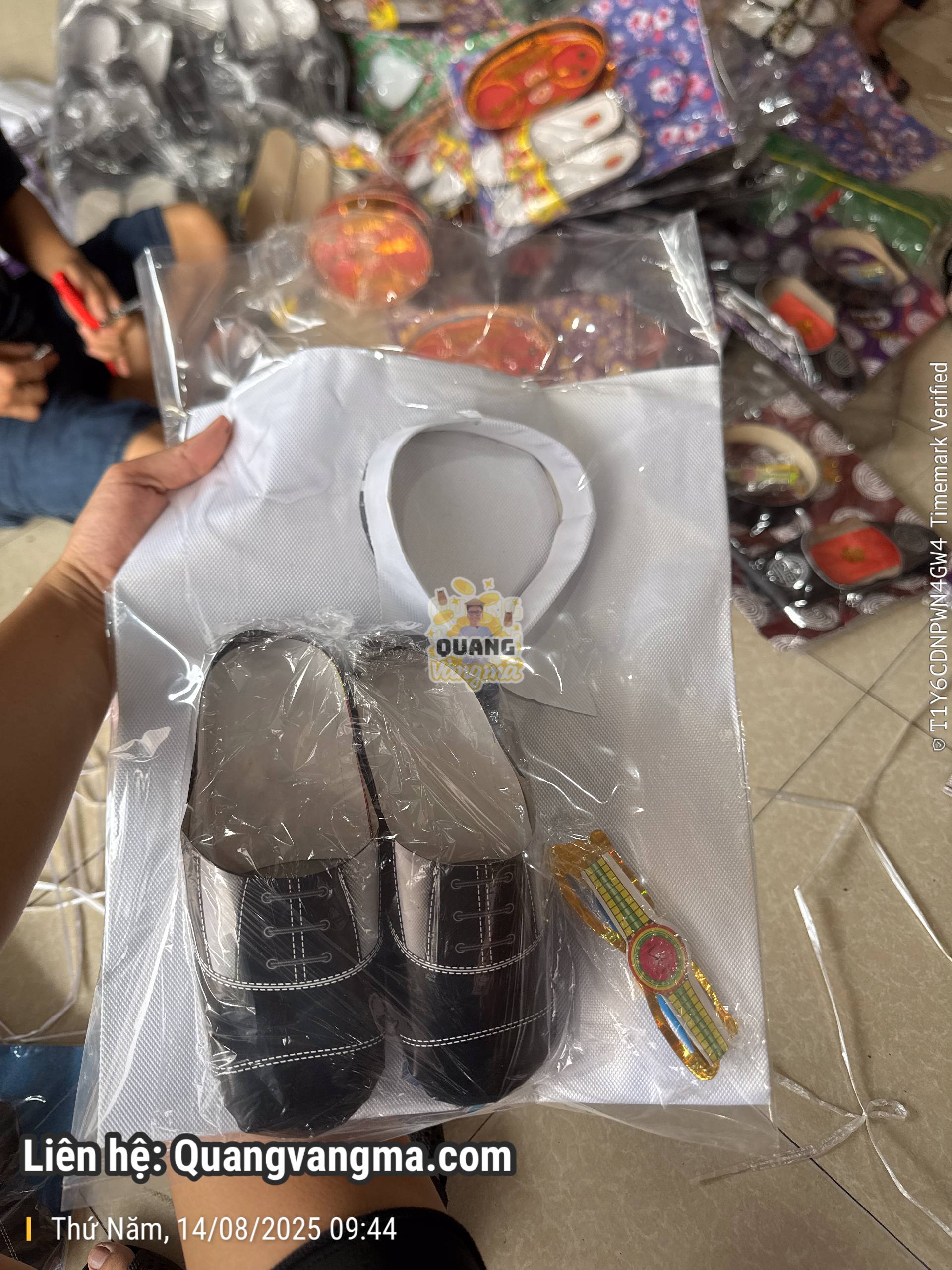 Đóng set quần áo ông bà nam nữ bấm vào xem đầy đủ