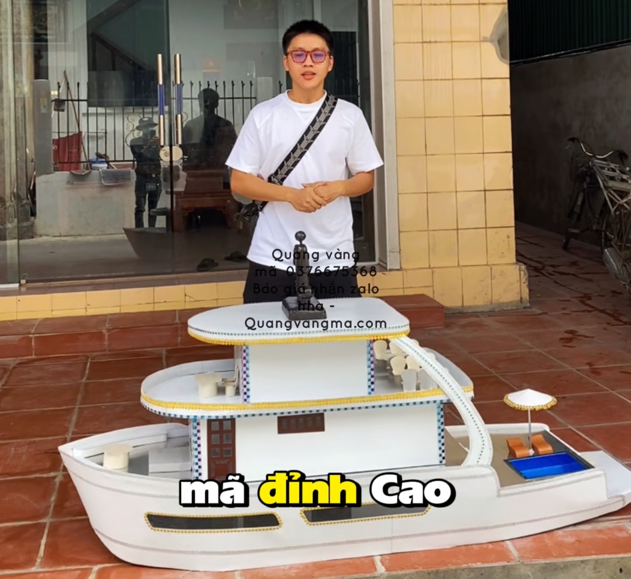 Du thuyền