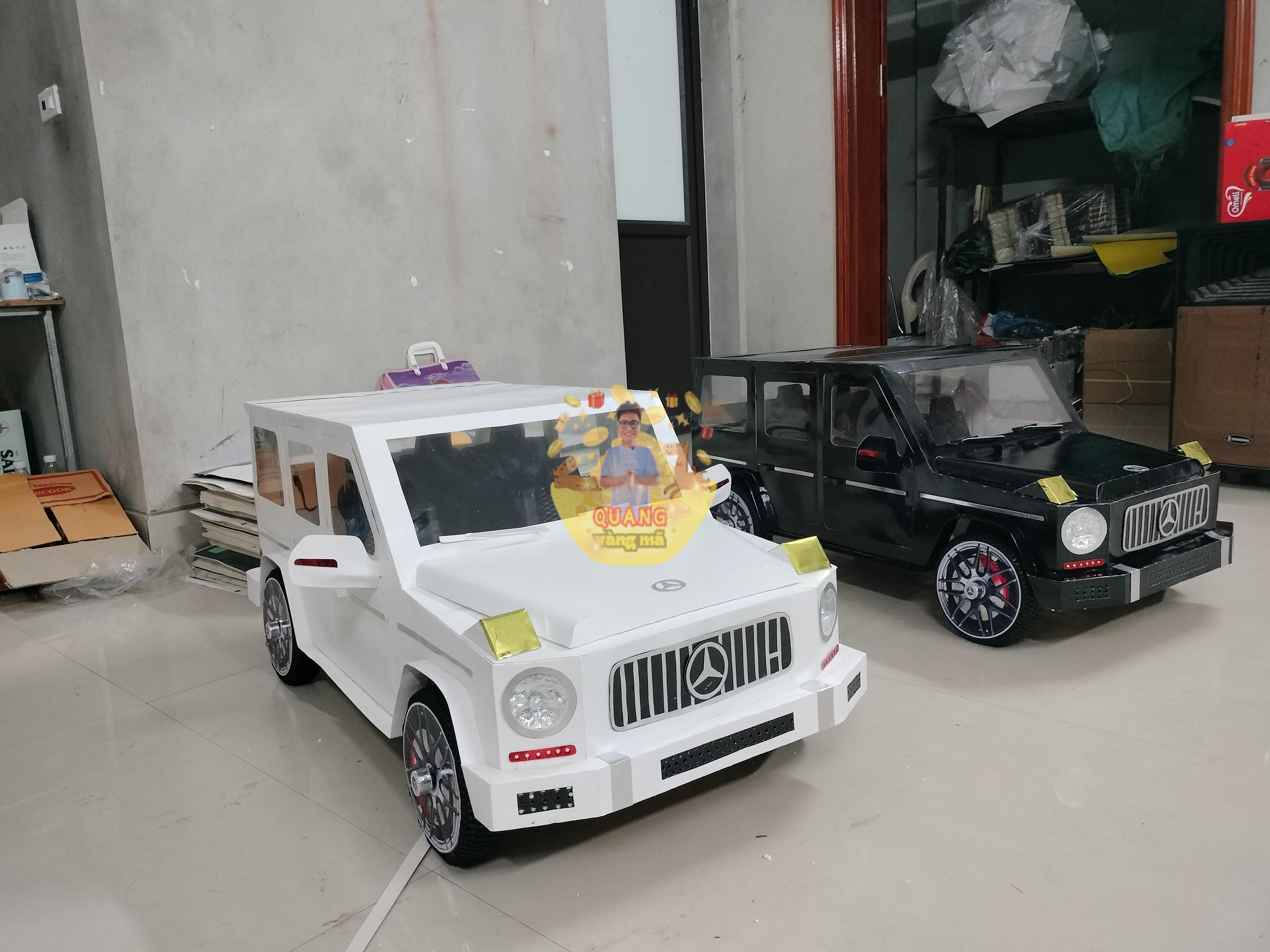 G63 trắng đen