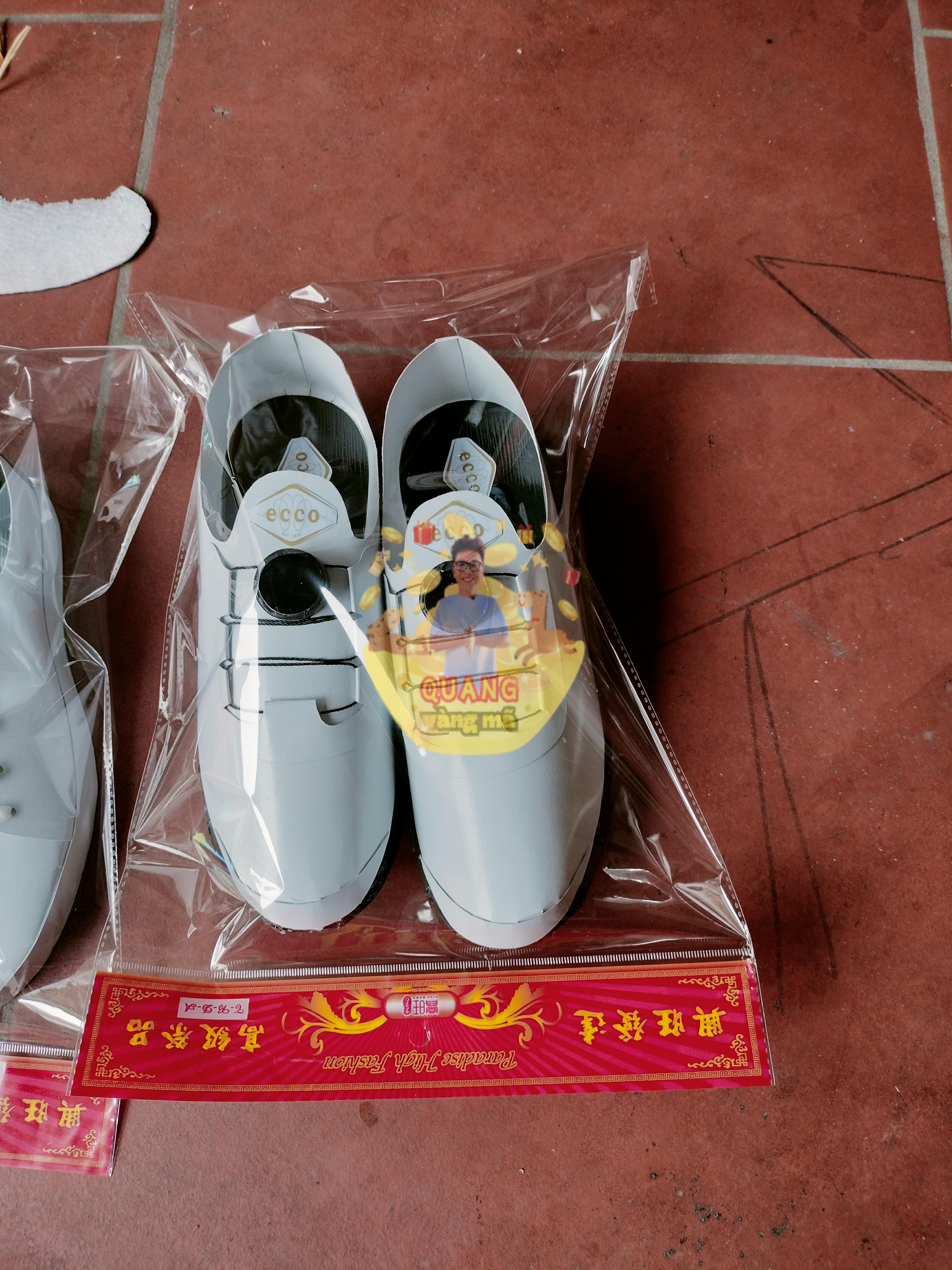 GIÀY THỂ THAO ADIDAS