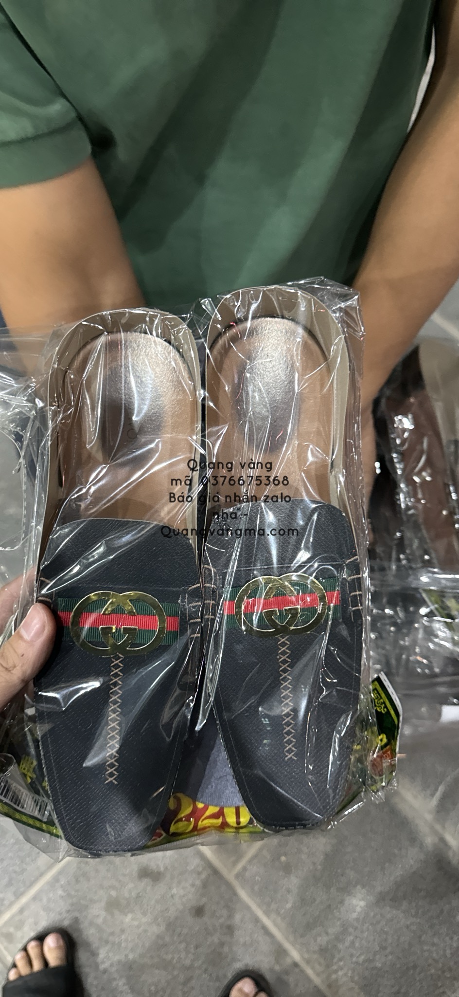 Giầy LV