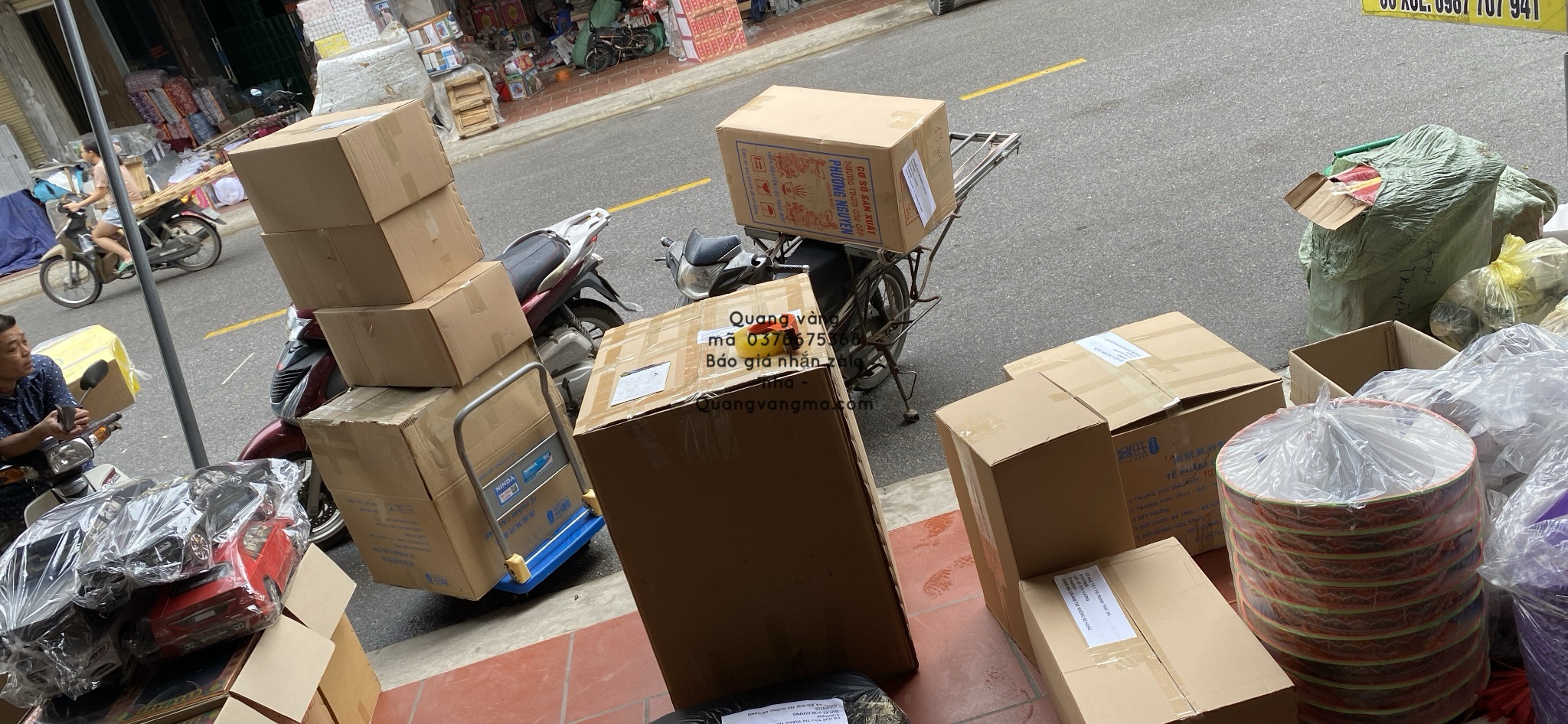 Hình ảnh cửa hàng quang vàng mã