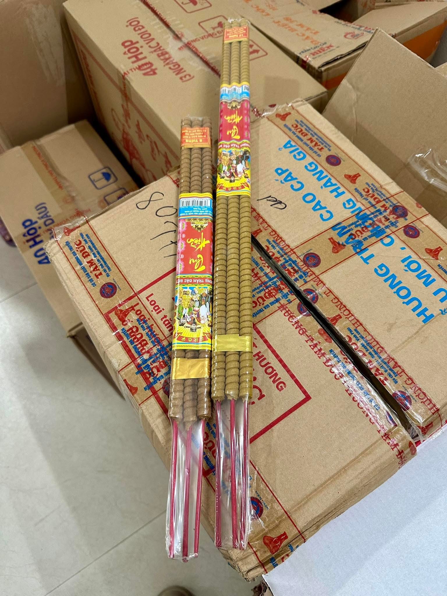Hương xào 8h và 12h có bó 9 cây và bó 3 cây