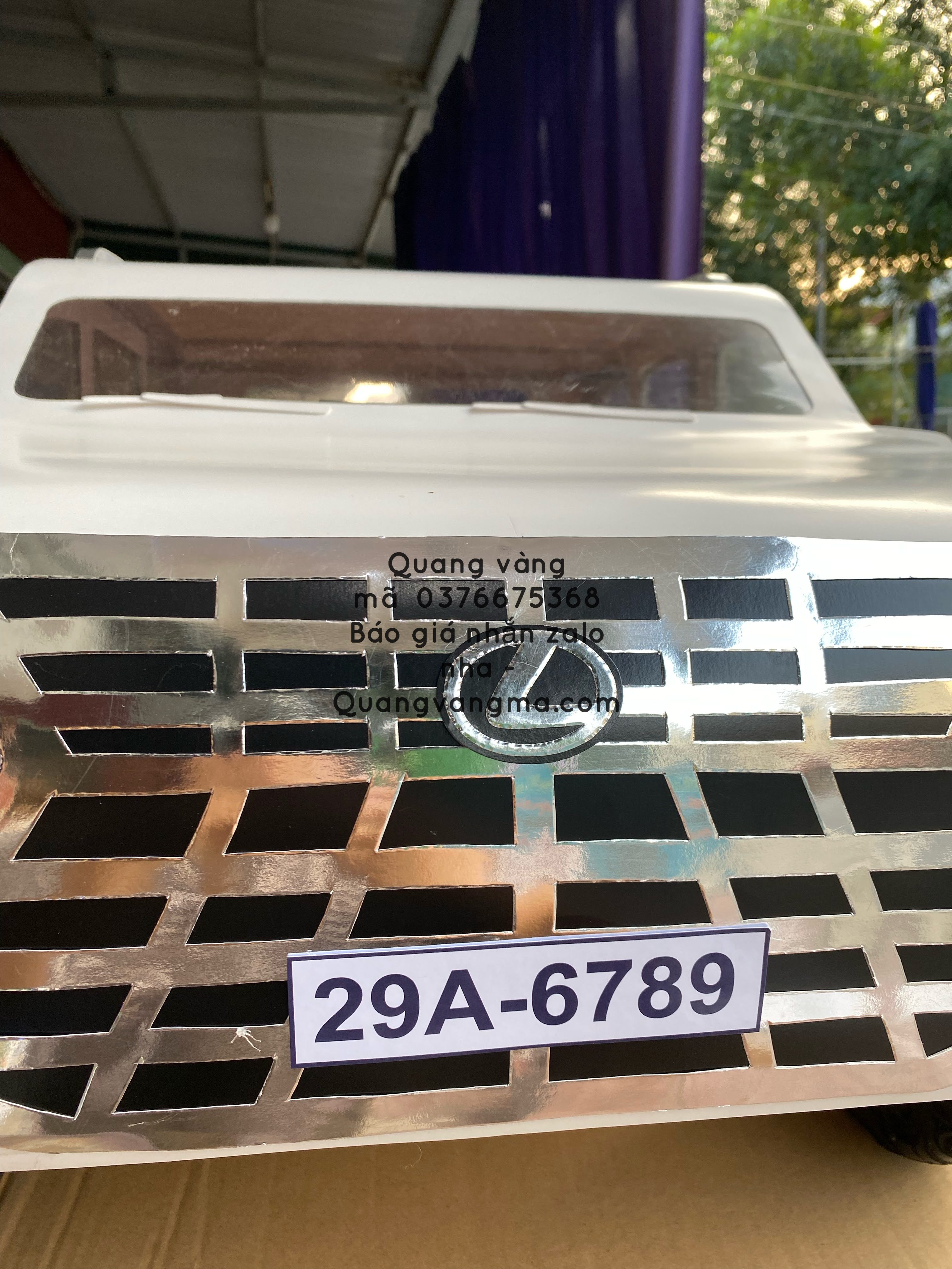 LX570 TRẮNG NỘI THẤT NÂU