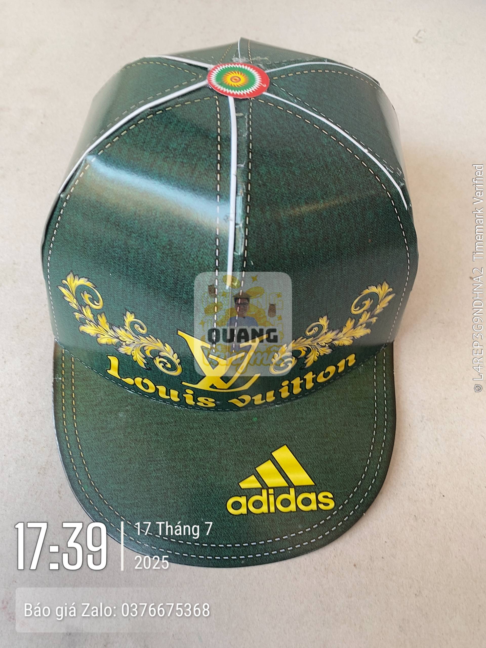 Mũ adidas màu