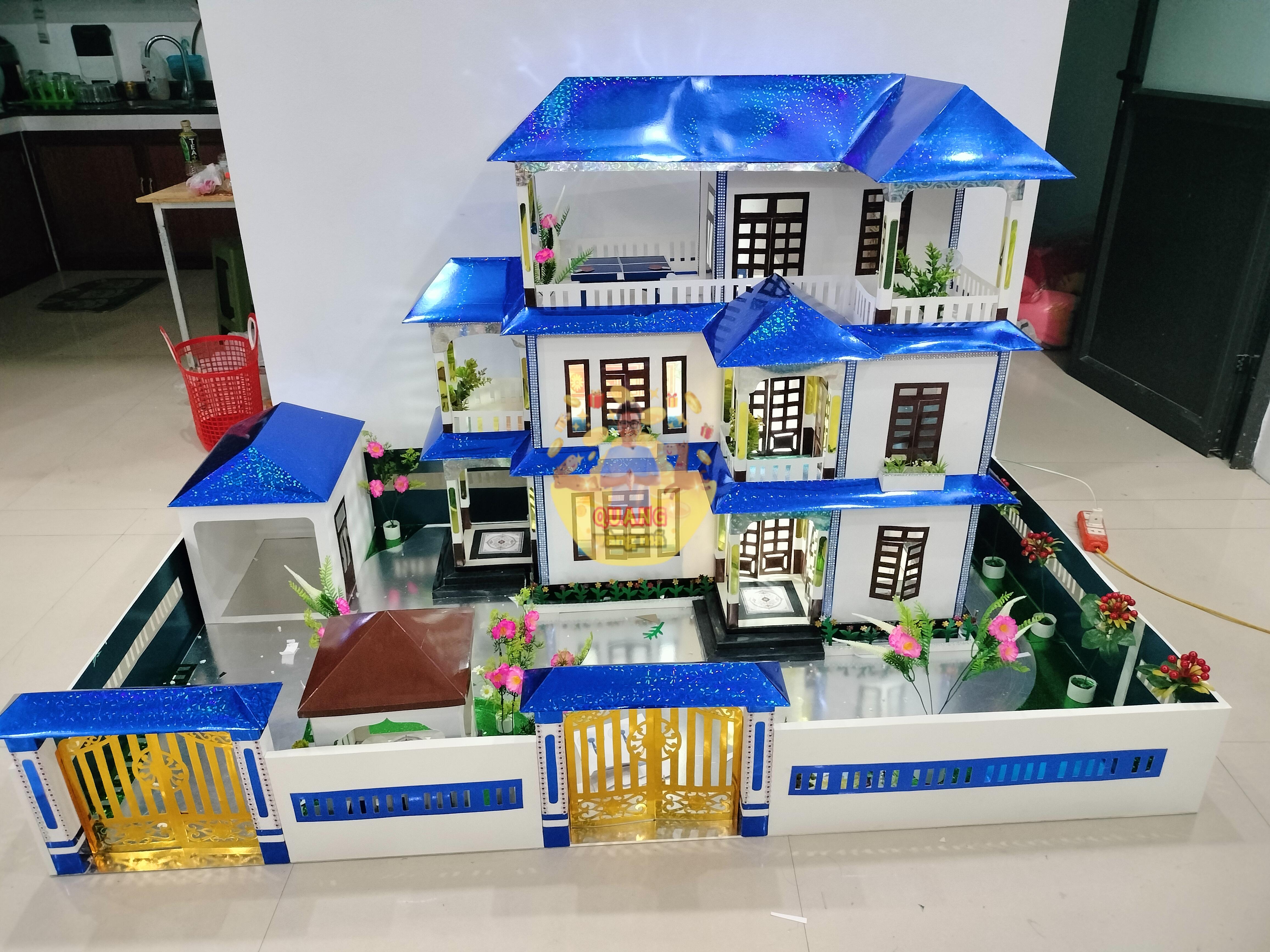 NHÀ 3 TẦNG 2 CỔNG SÂN RỘNG