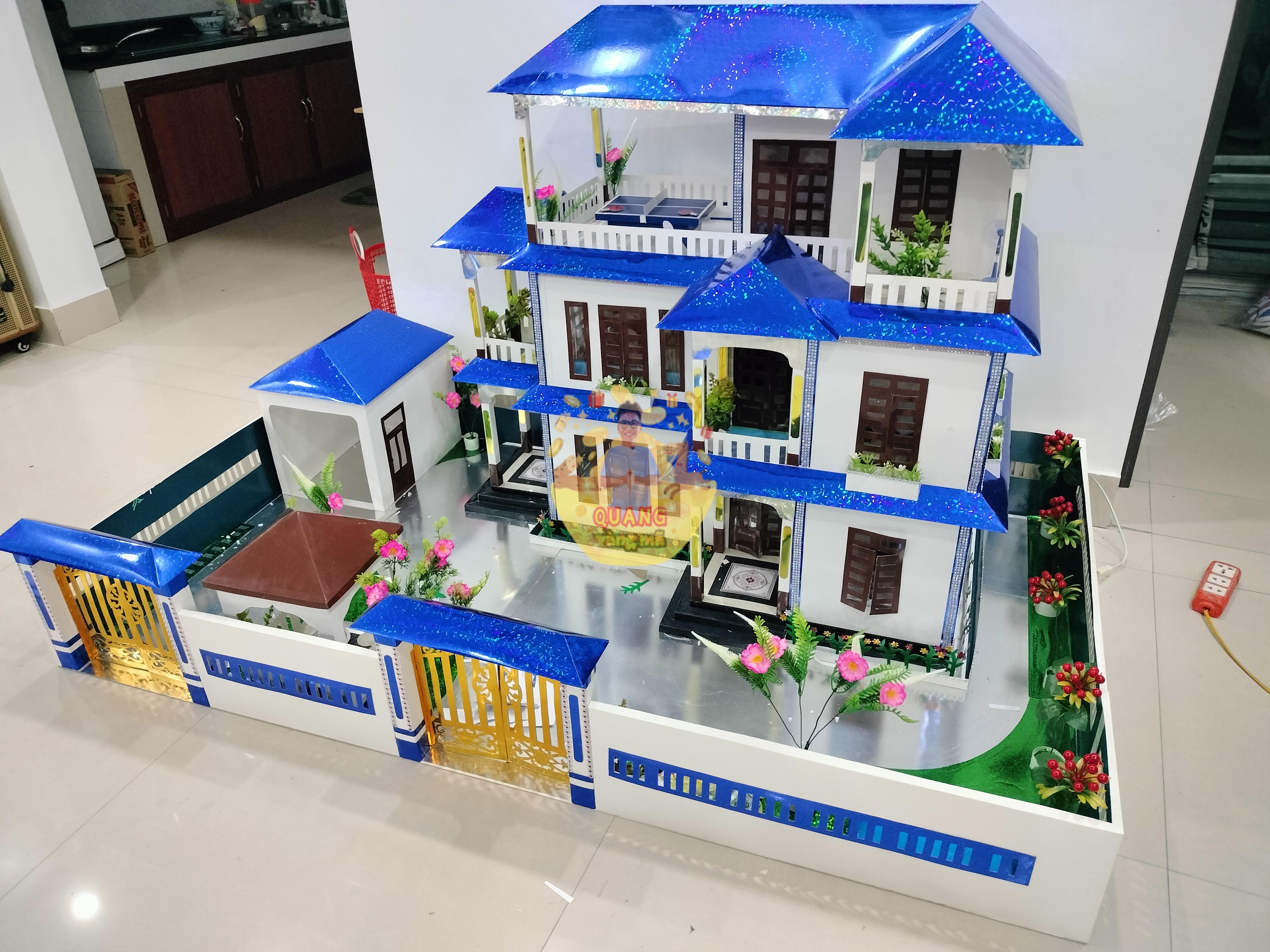 NHÀ 3 TẦNG 2 CỔNG SÂN RỘNG