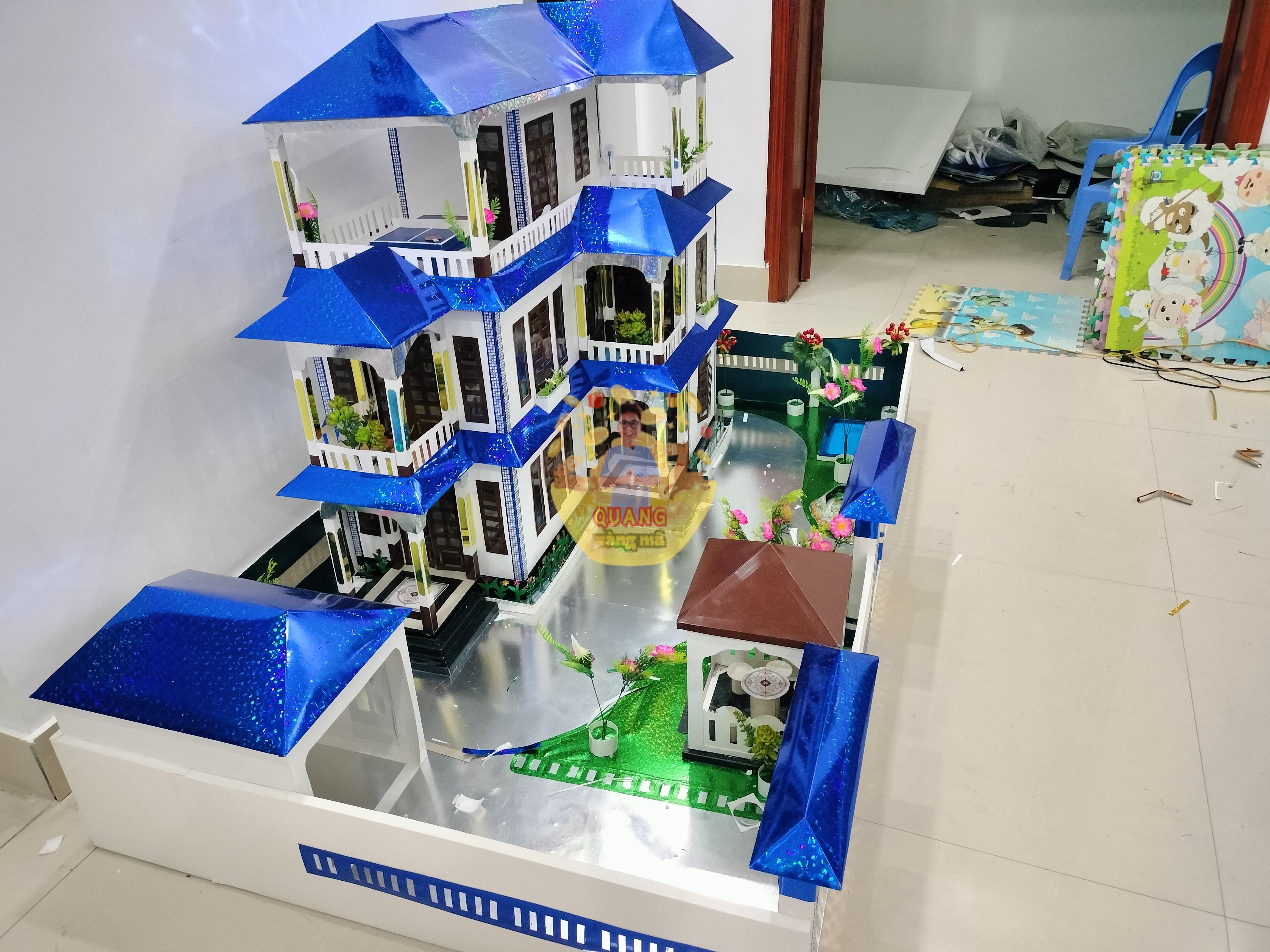 NHÀ 3 TẦNG 2 CỔNG SÂN RỘNG