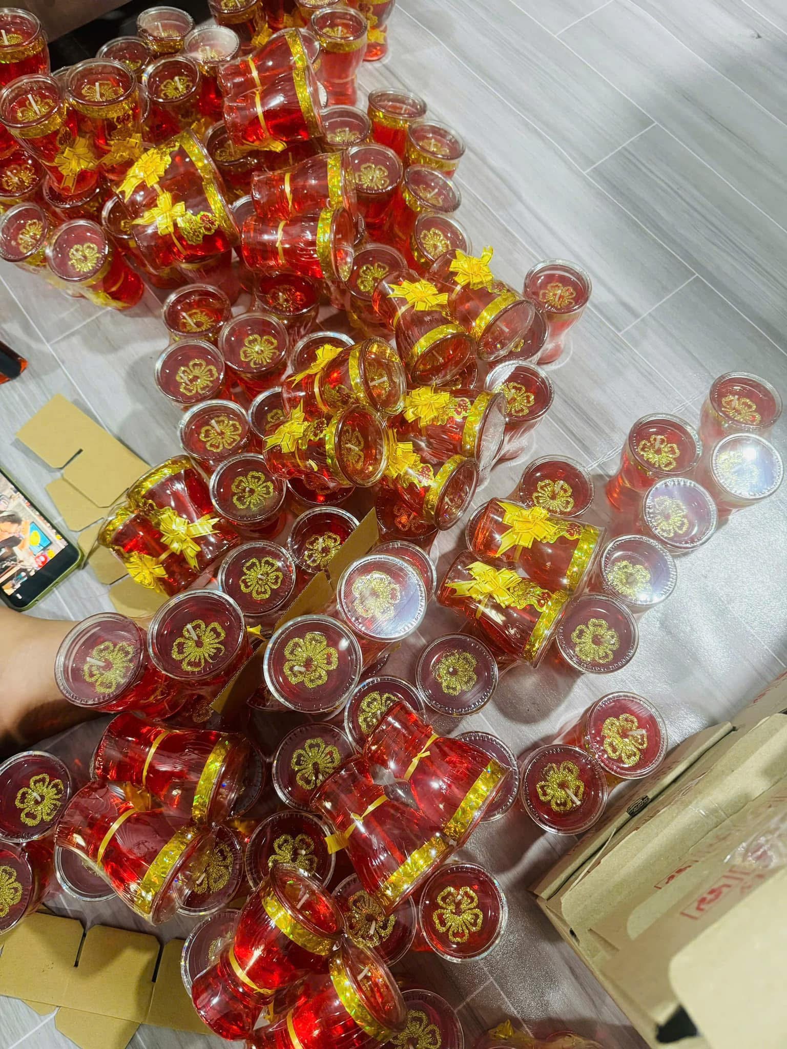 Nến t01