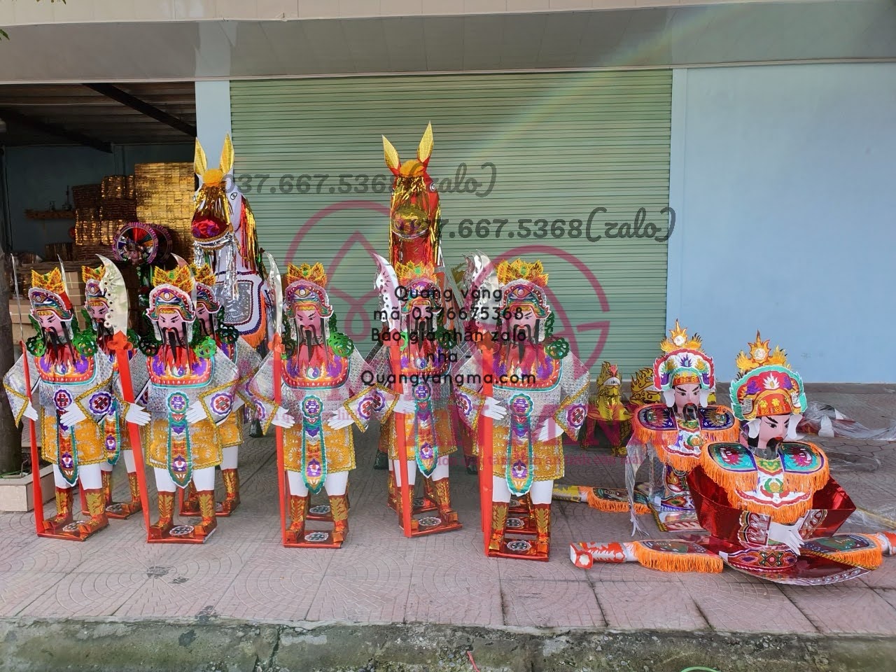 ÔNG NGỰA TO ĐẸP