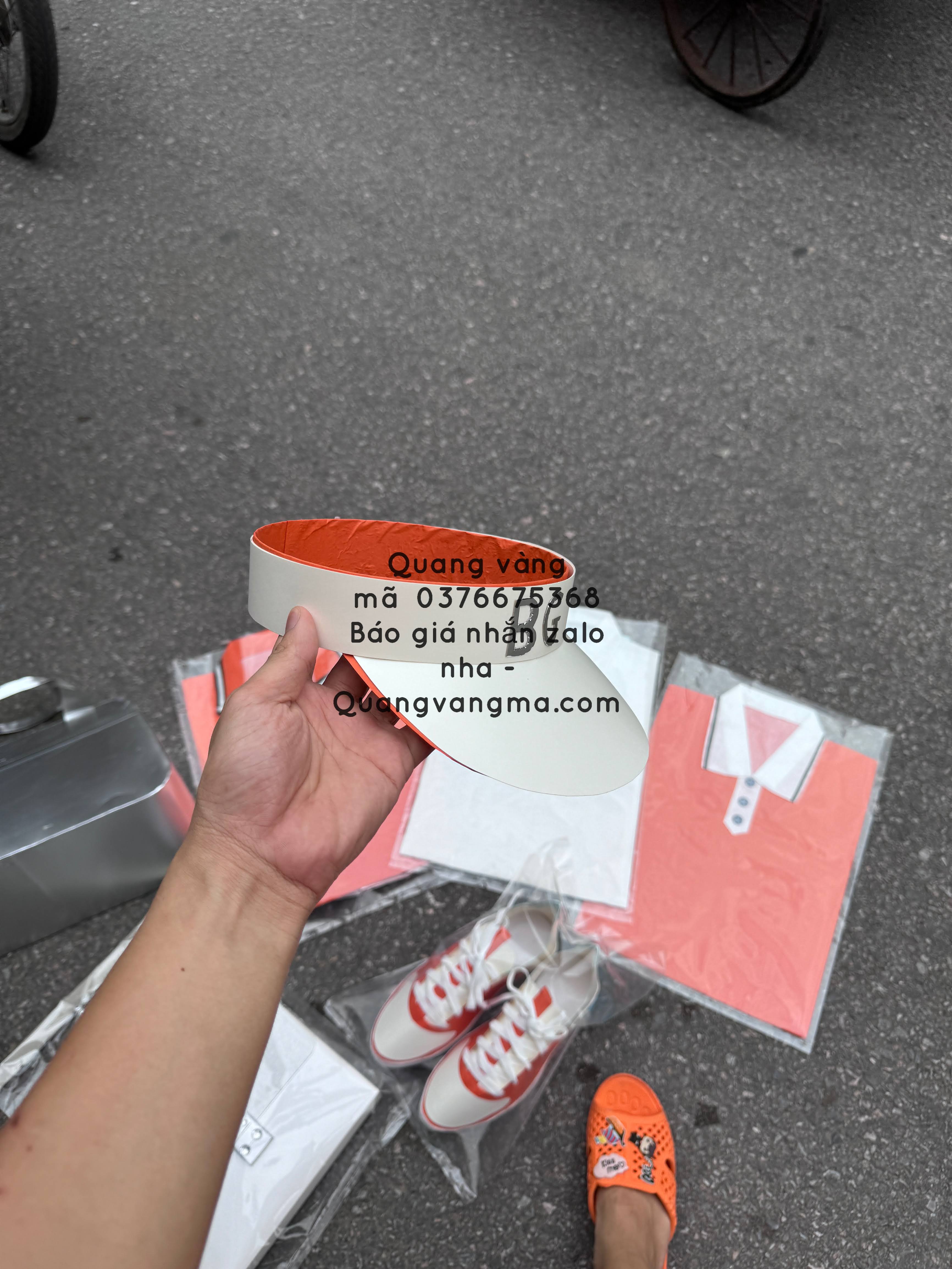 SET ĐỒ THỂ THAO NỮ