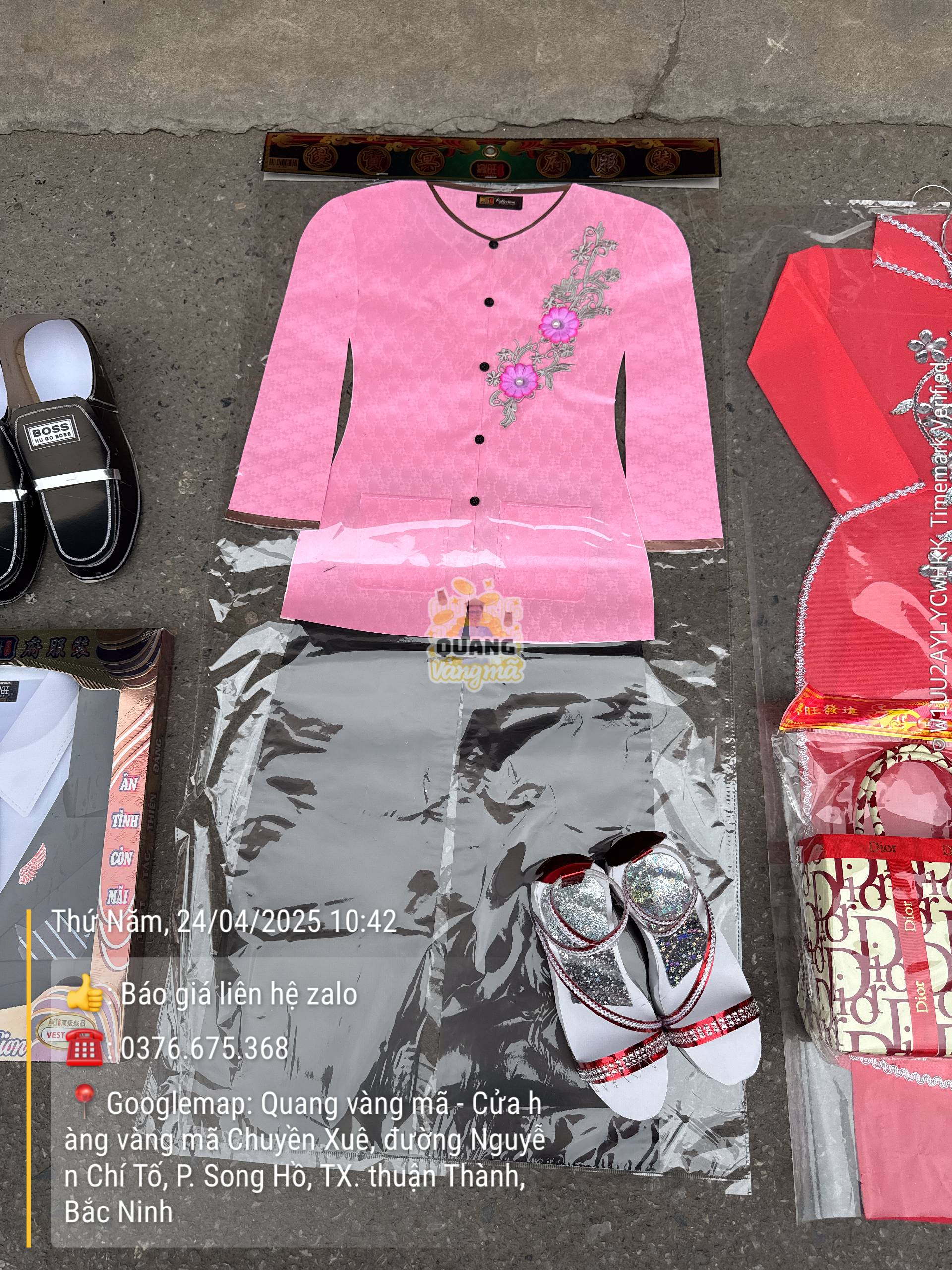 Set nữ đỏ