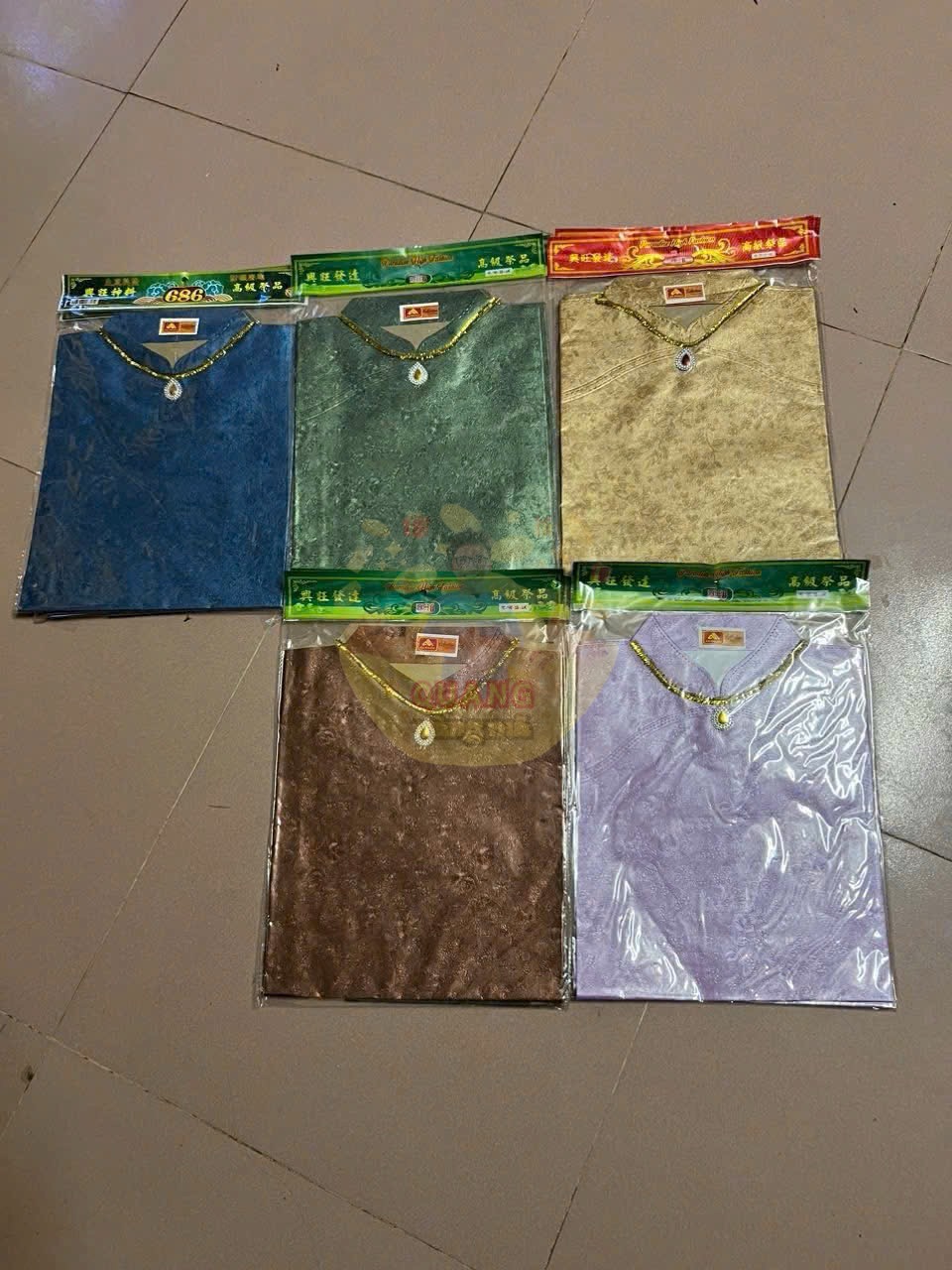 Tâm linh túi đủ mẫu