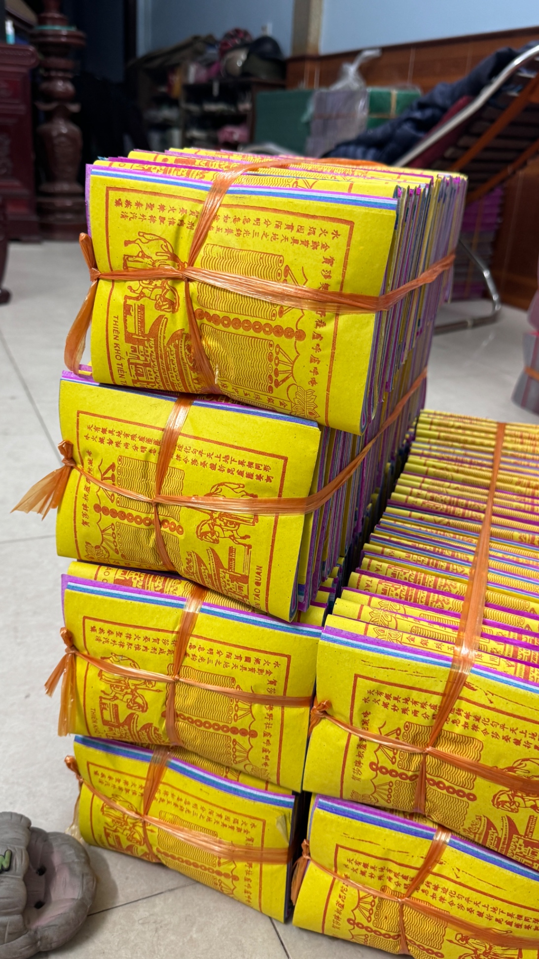Tào quan gấp