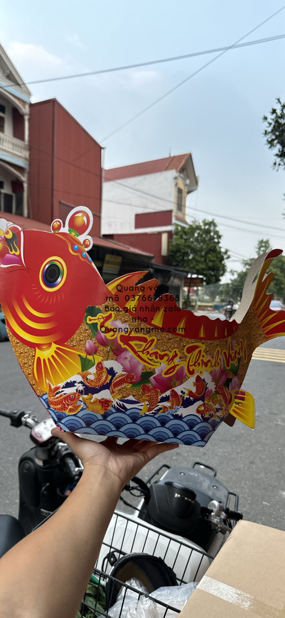 Thuyền cá phôi