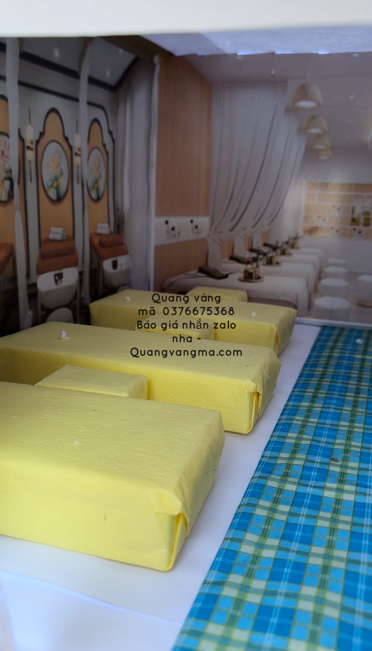 Tòa nhà 2 tậng 1 tầng làm spa 1 tầng làm tiệm tóc