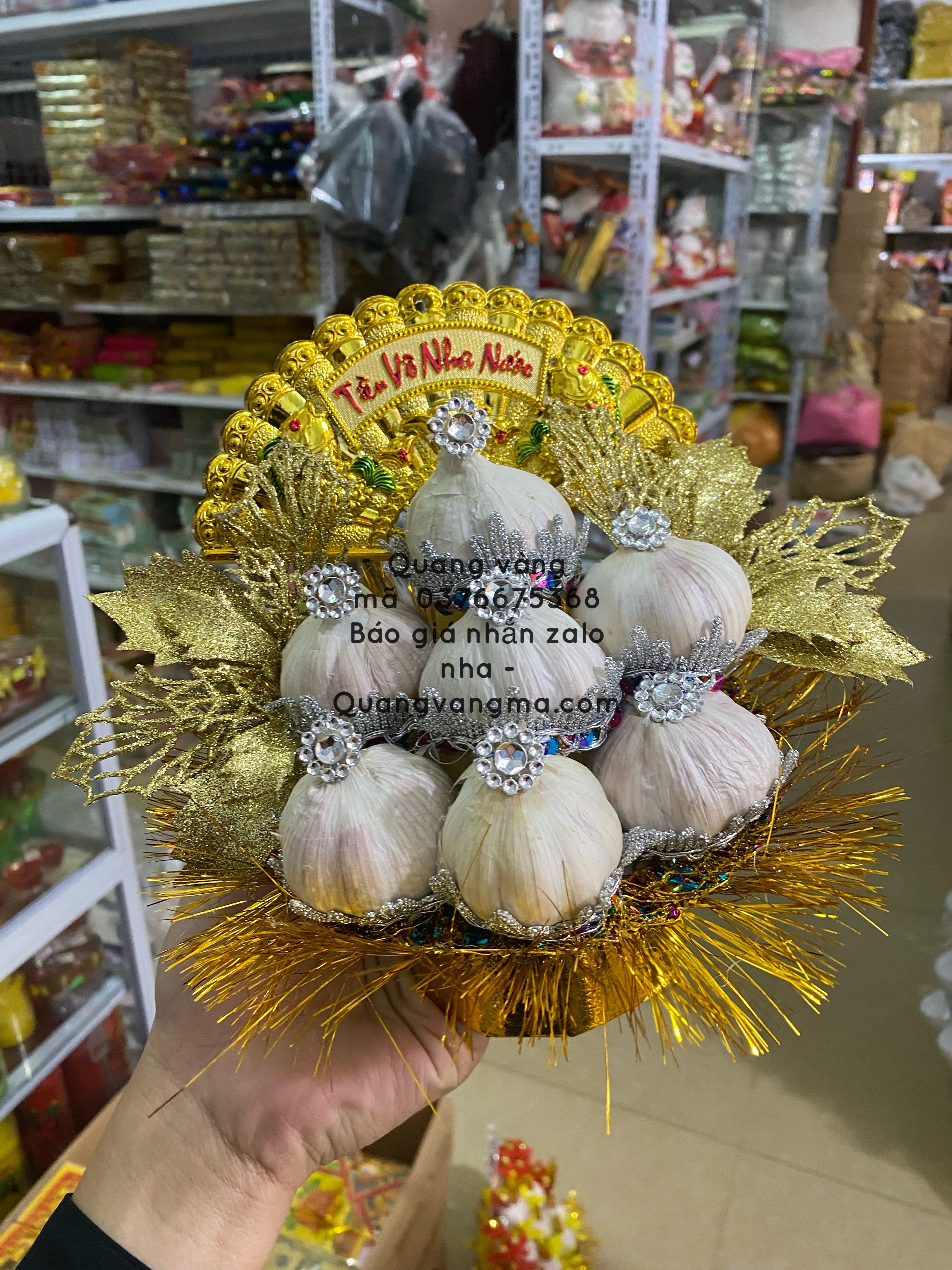Tỏi bán tết