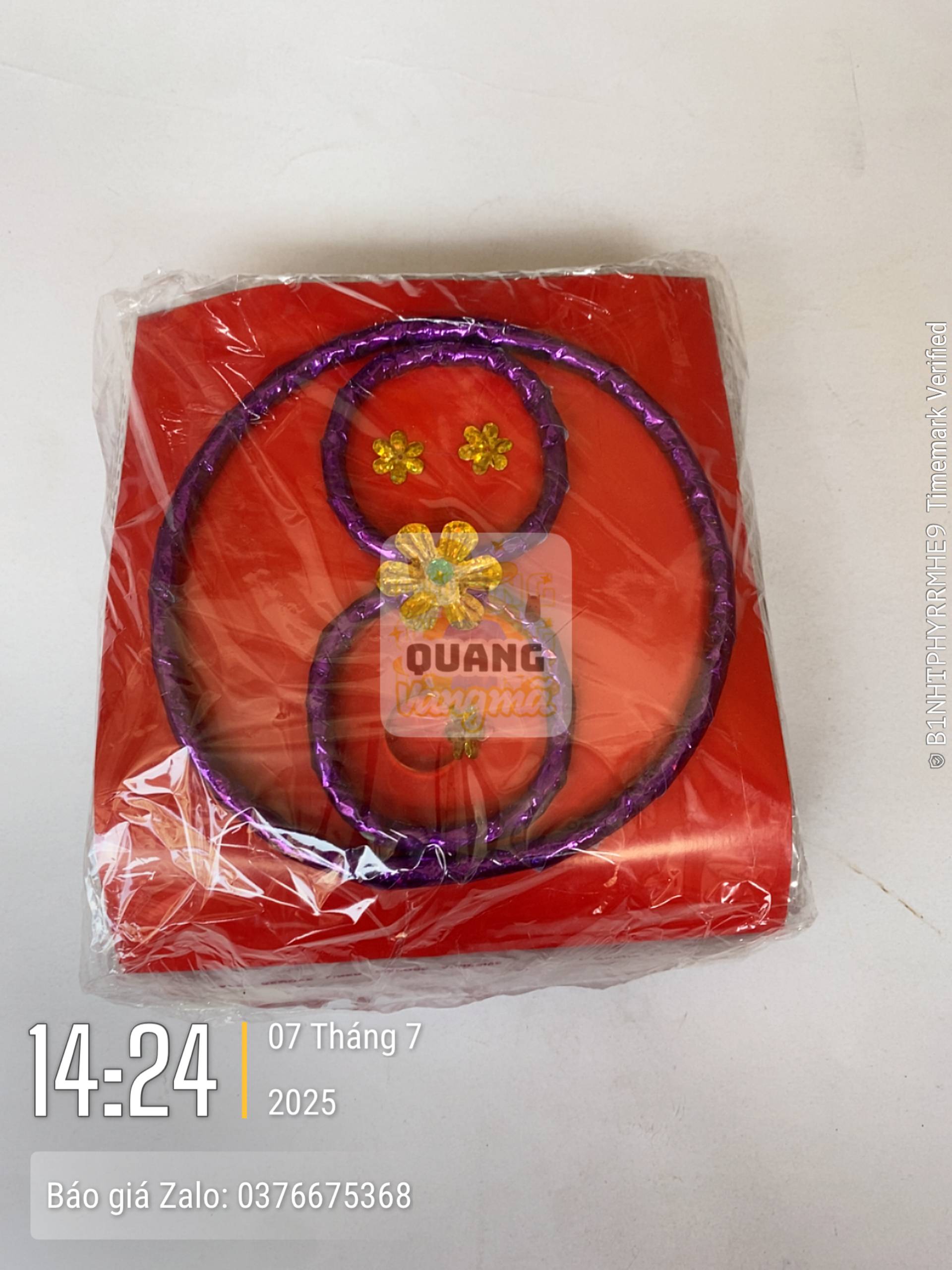 Trang sức thường.