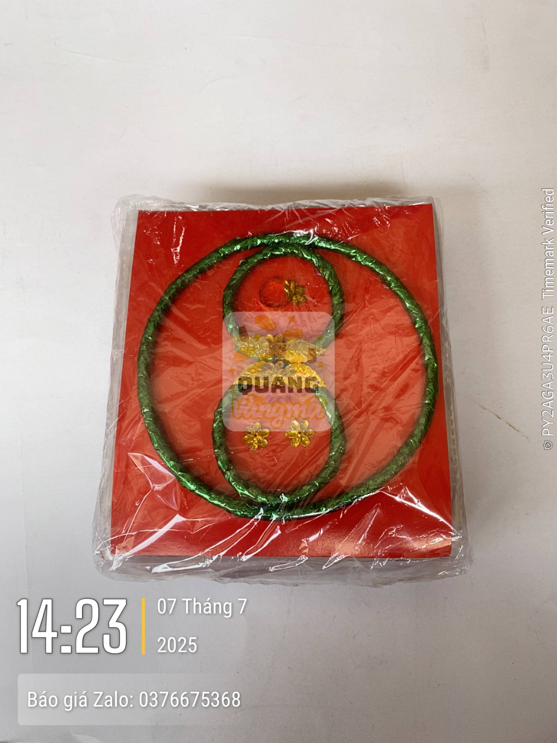 Trang sức thường.