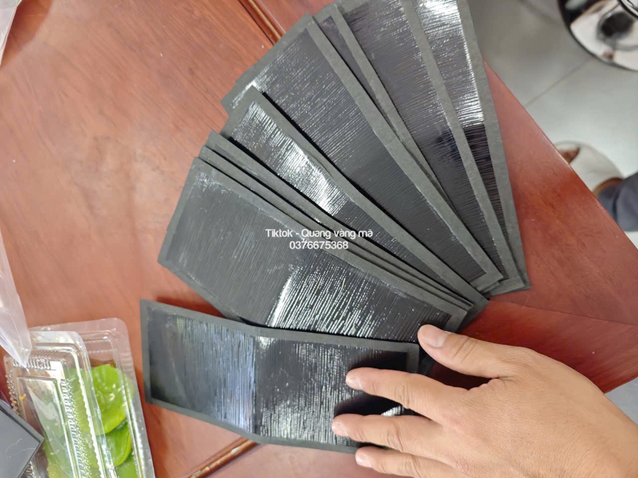 VÍ ĐỰNG TIỀN