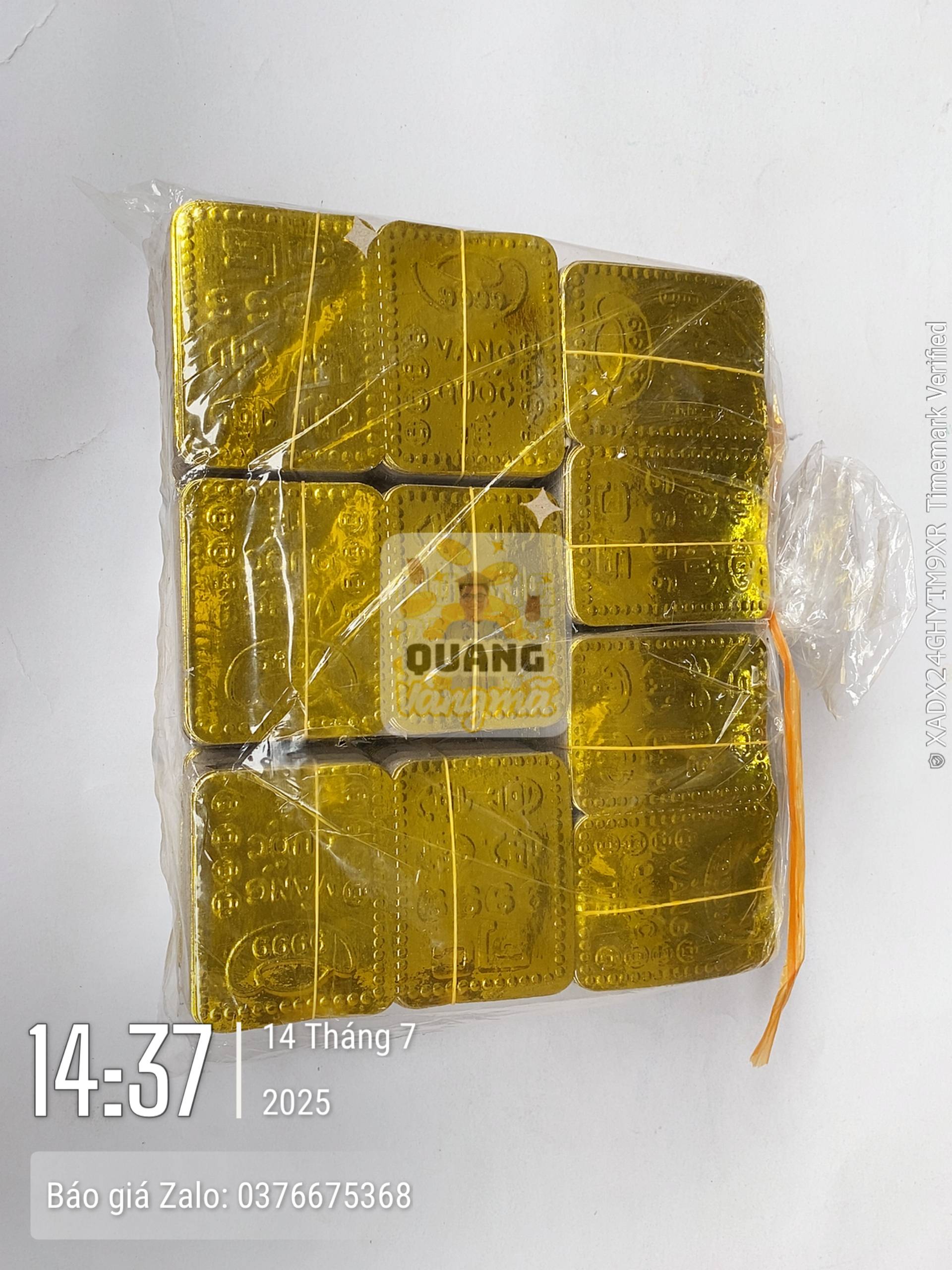 Vàng tổng hợp