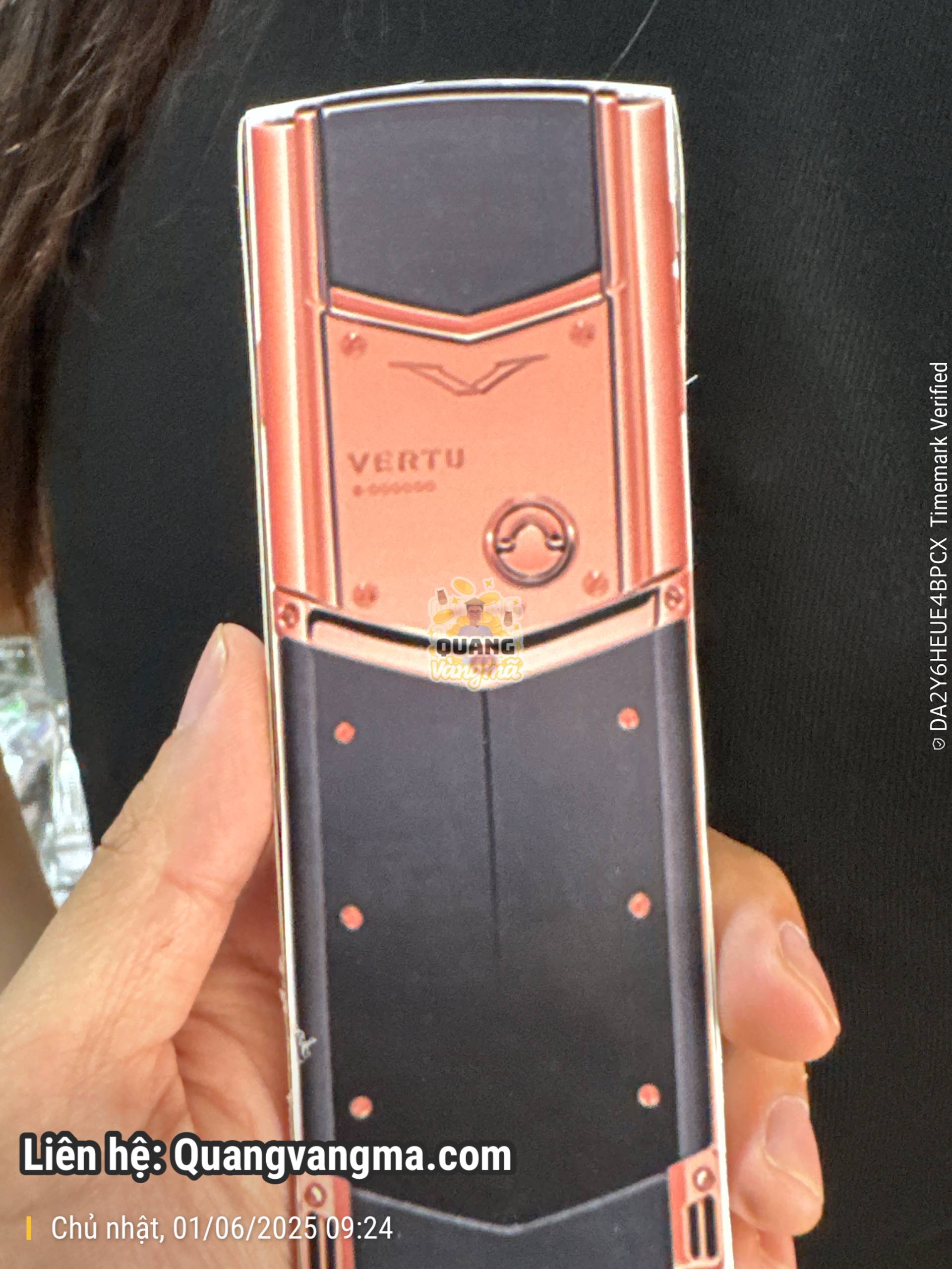 Vertu vàng hồng