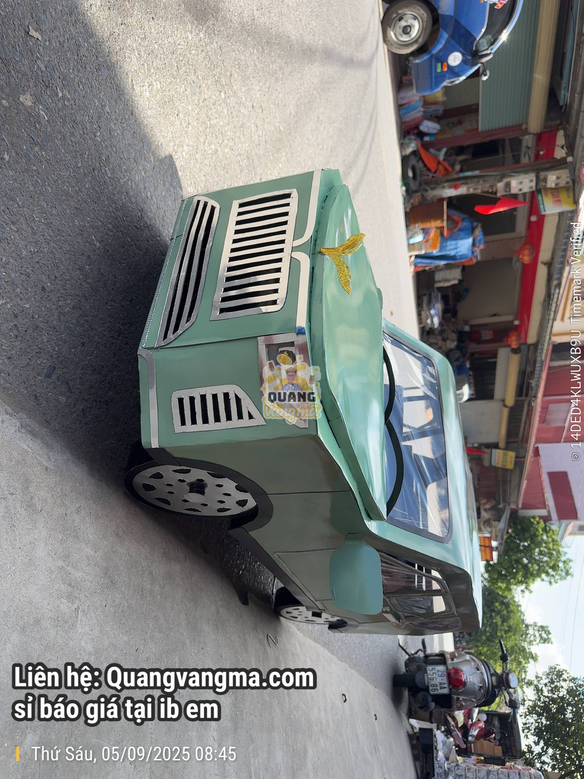 Vf9 lạc hồng