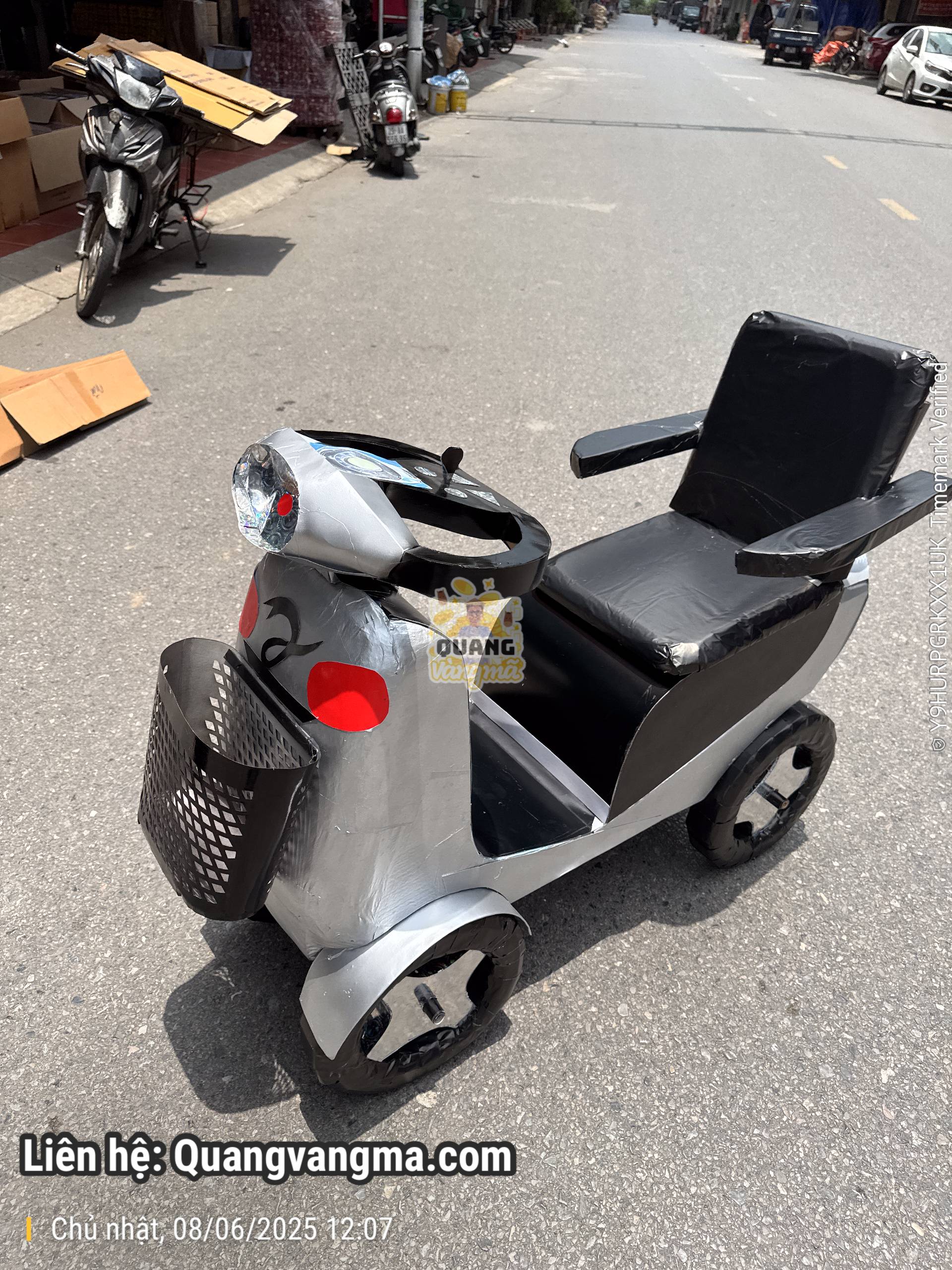 Xe 3 bánh máy