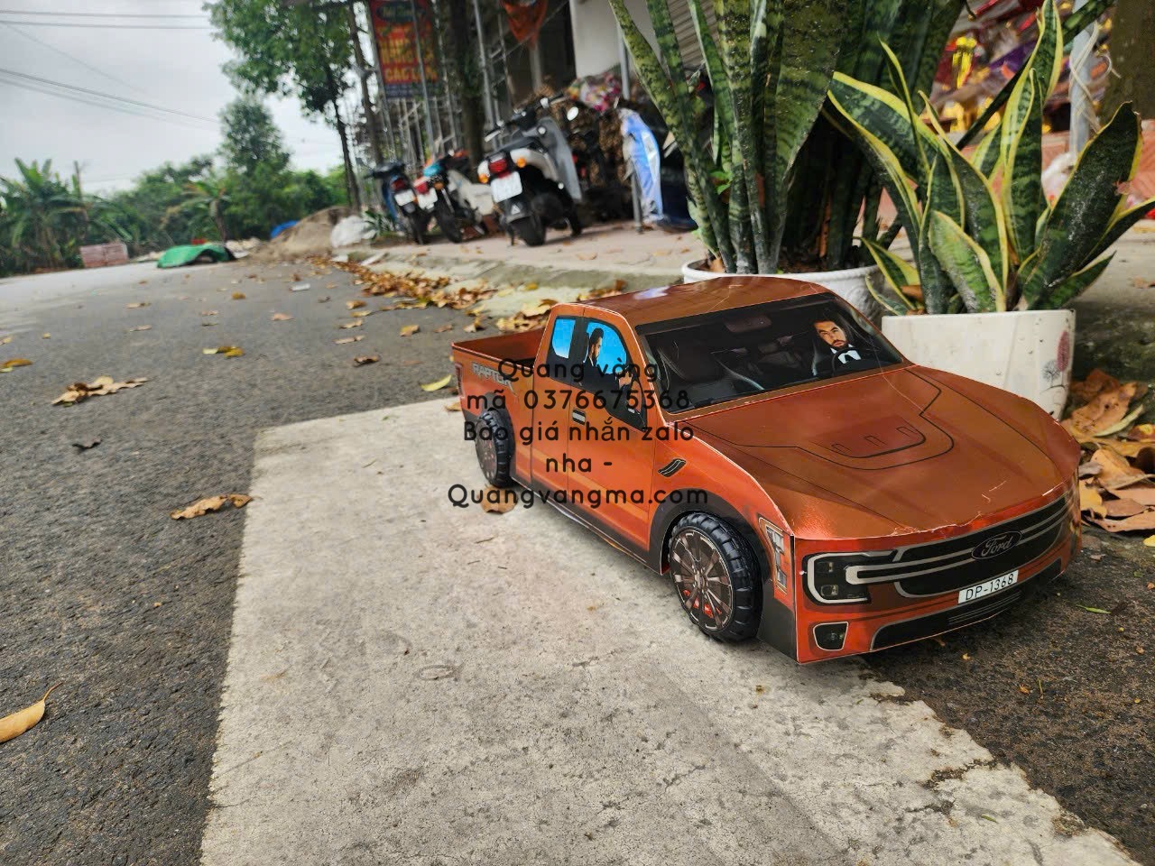 Xe máy ford bán tải