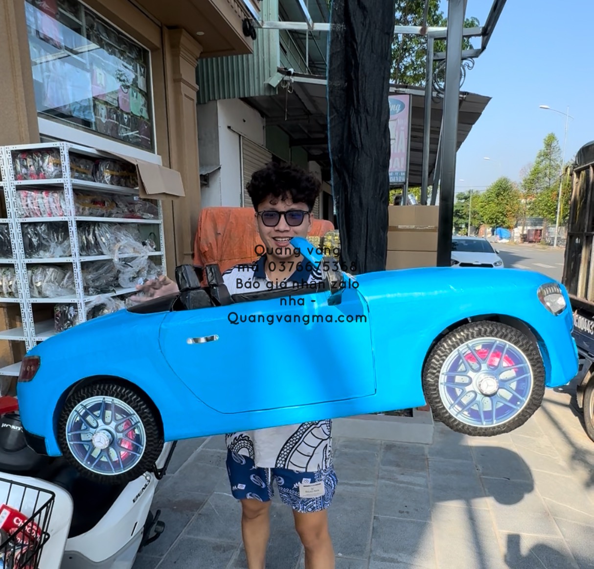Xe mẹc mui trần Mẹc GT