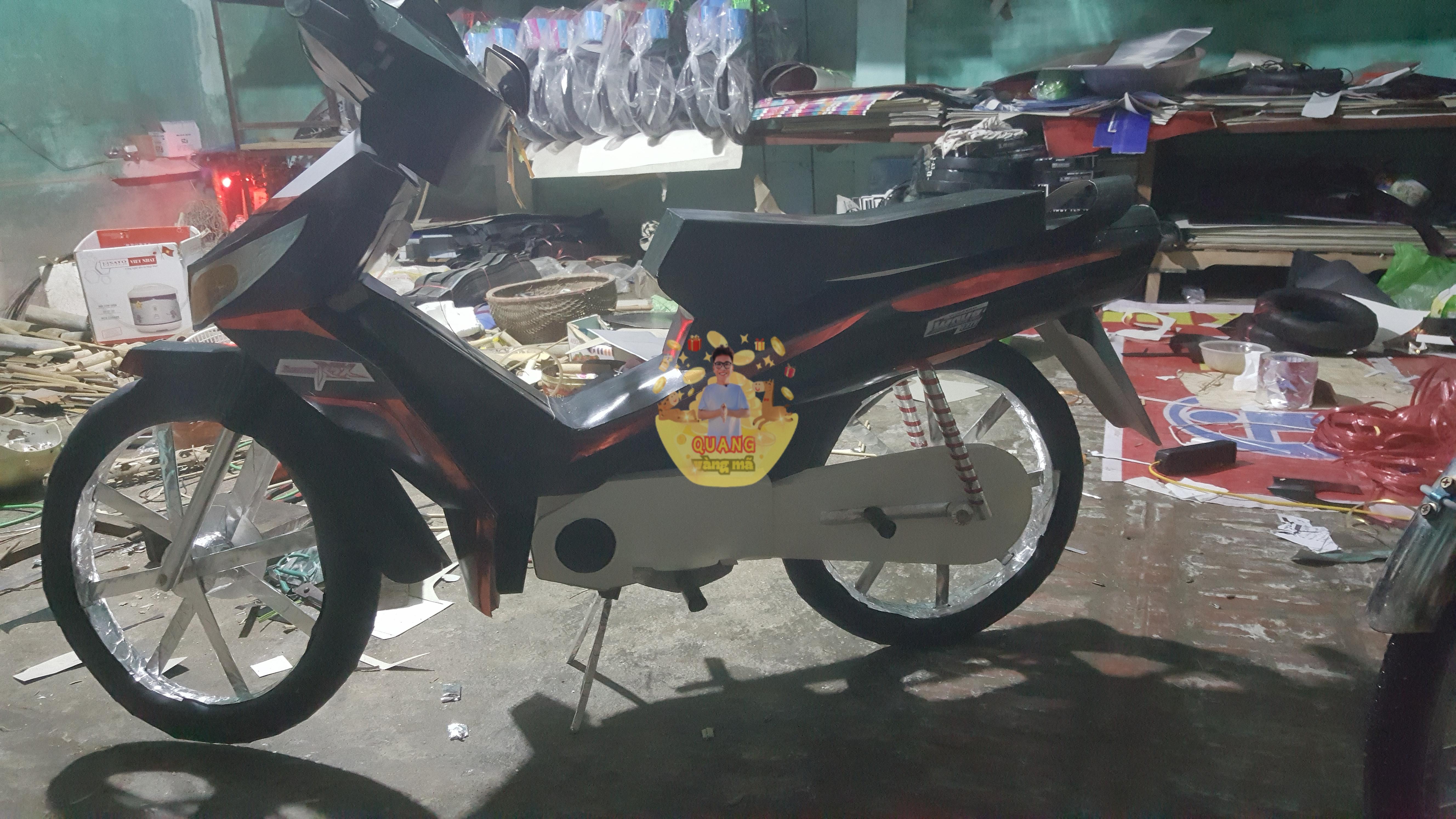 Xe wave đen đỏ