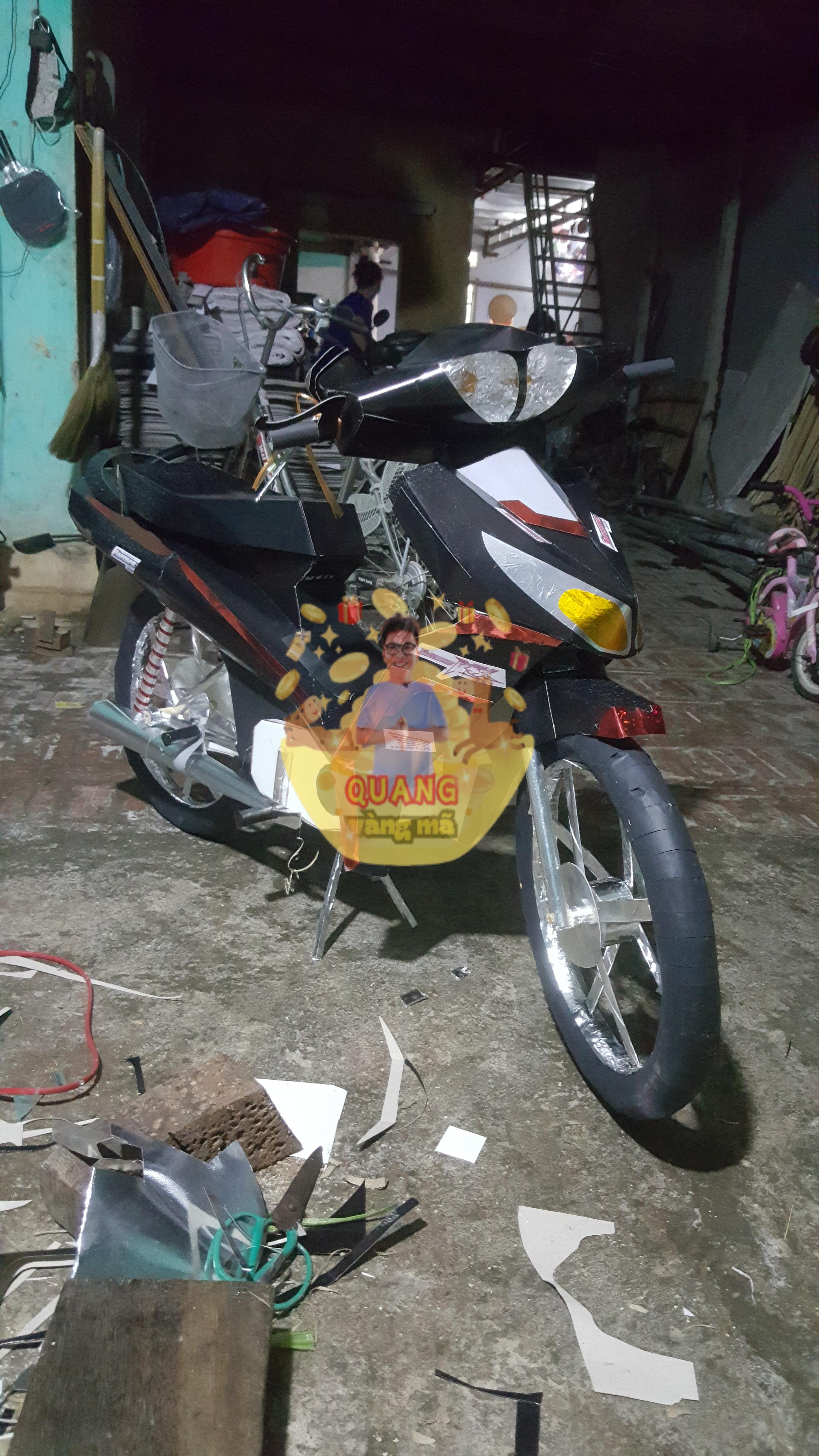 Xe wave đen đỏ