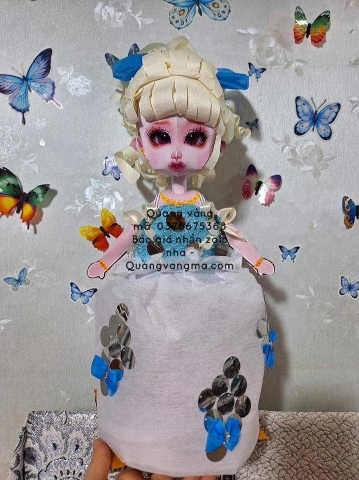 búp bê