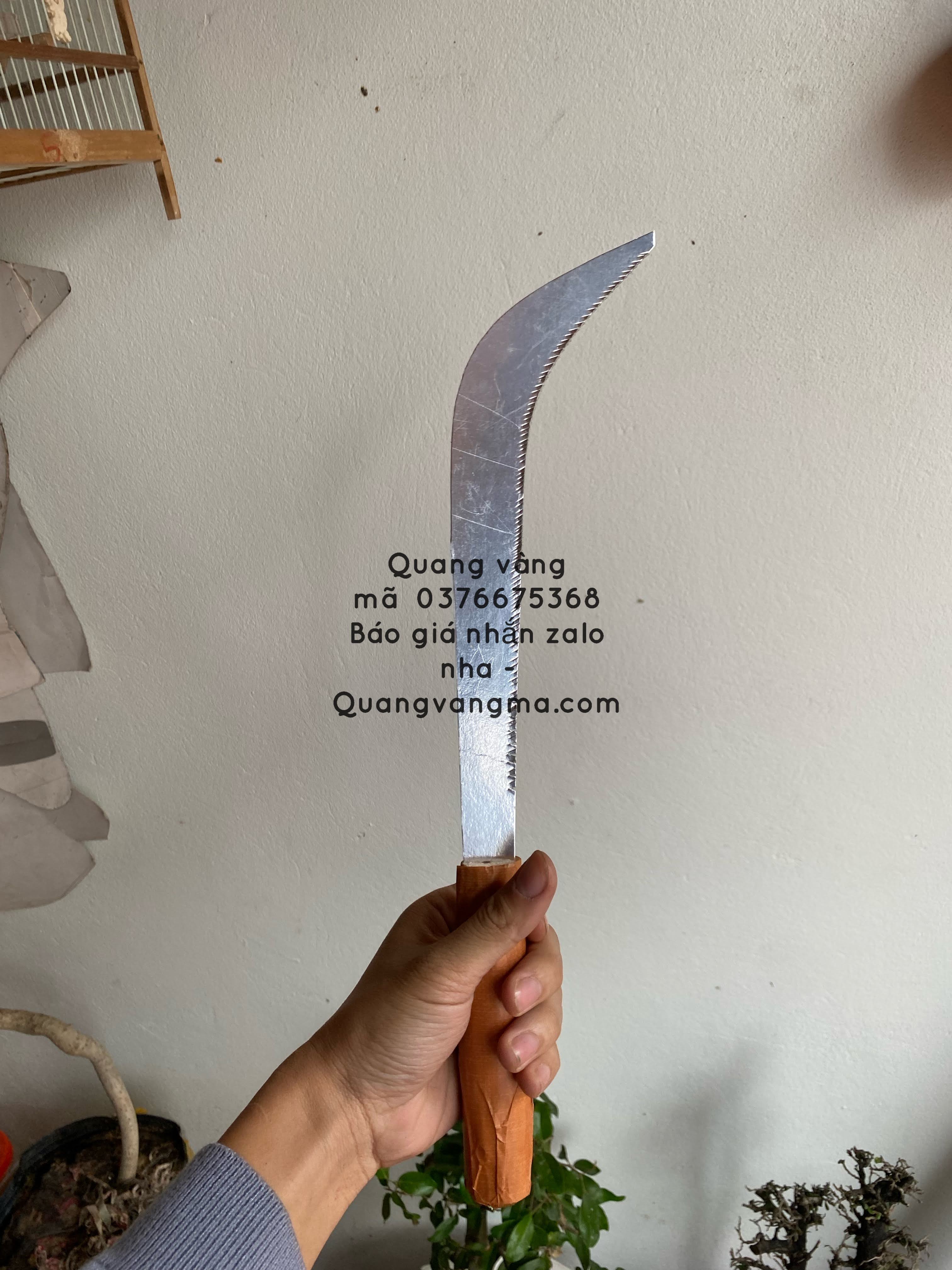ghế cắt lúa cắt cỏ liềm