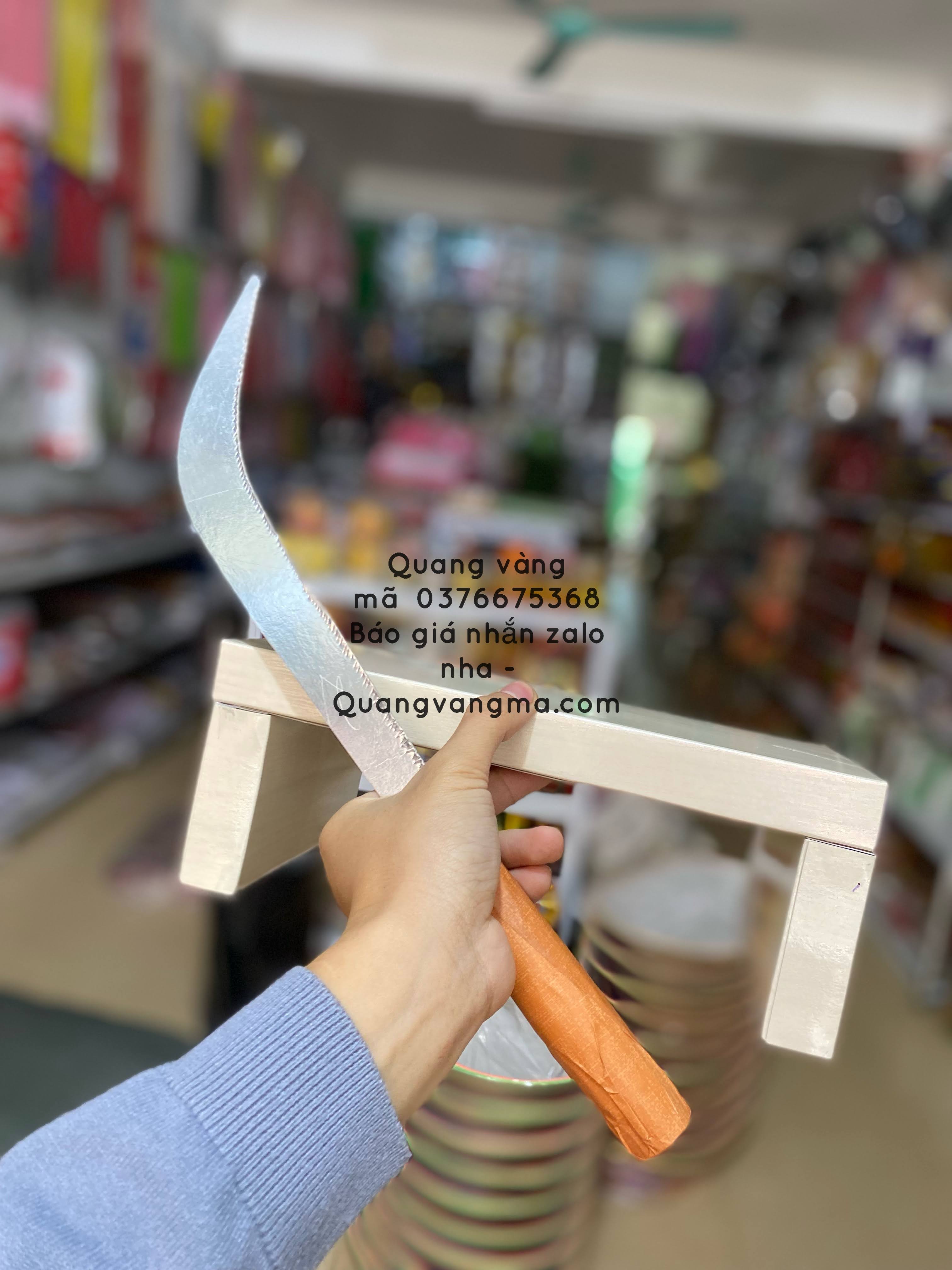 ghế cắt lúa cắt cỏ liềm