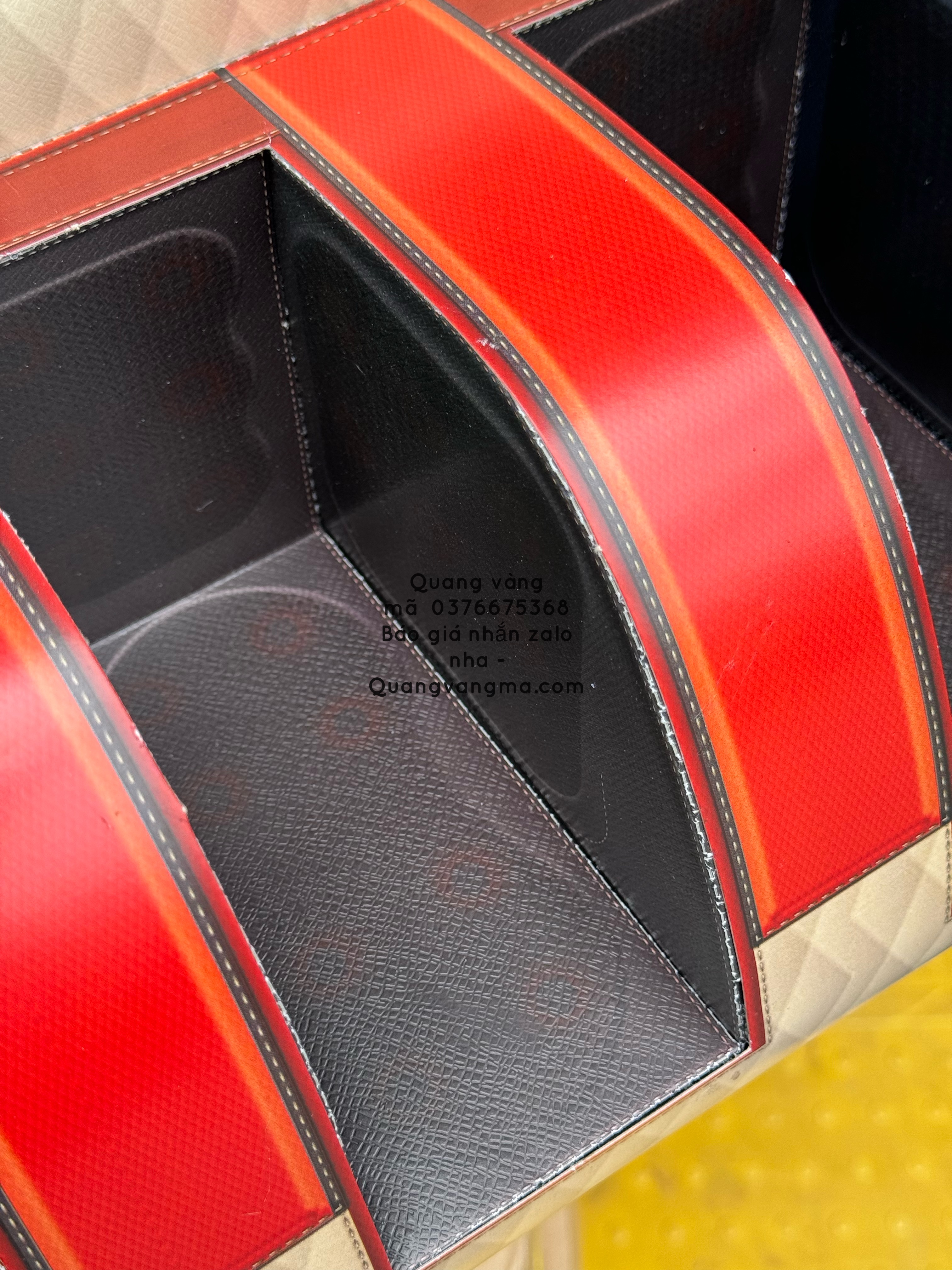 ghế masage màu nâu