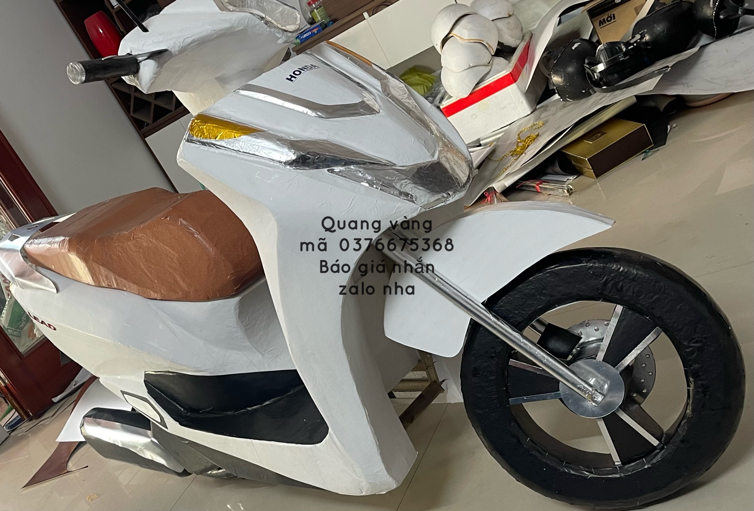 honda lead tỉ lệ 1:1