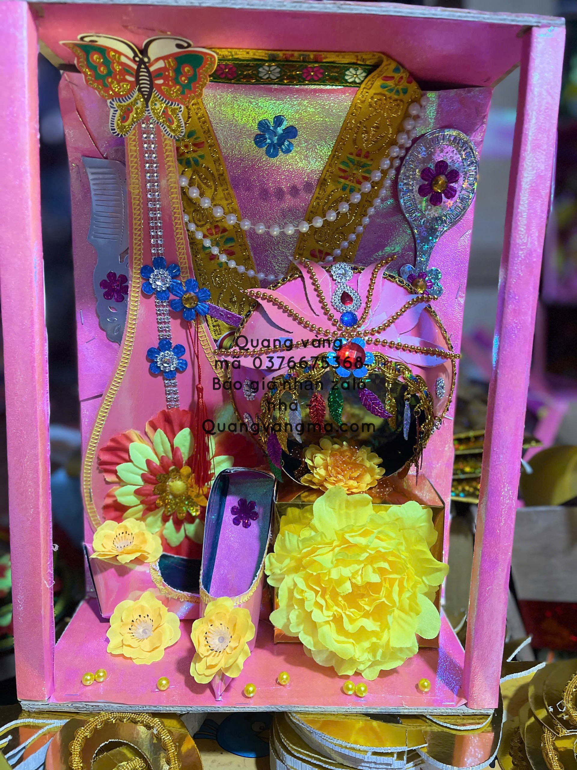 hộp quan cô đầy đủ