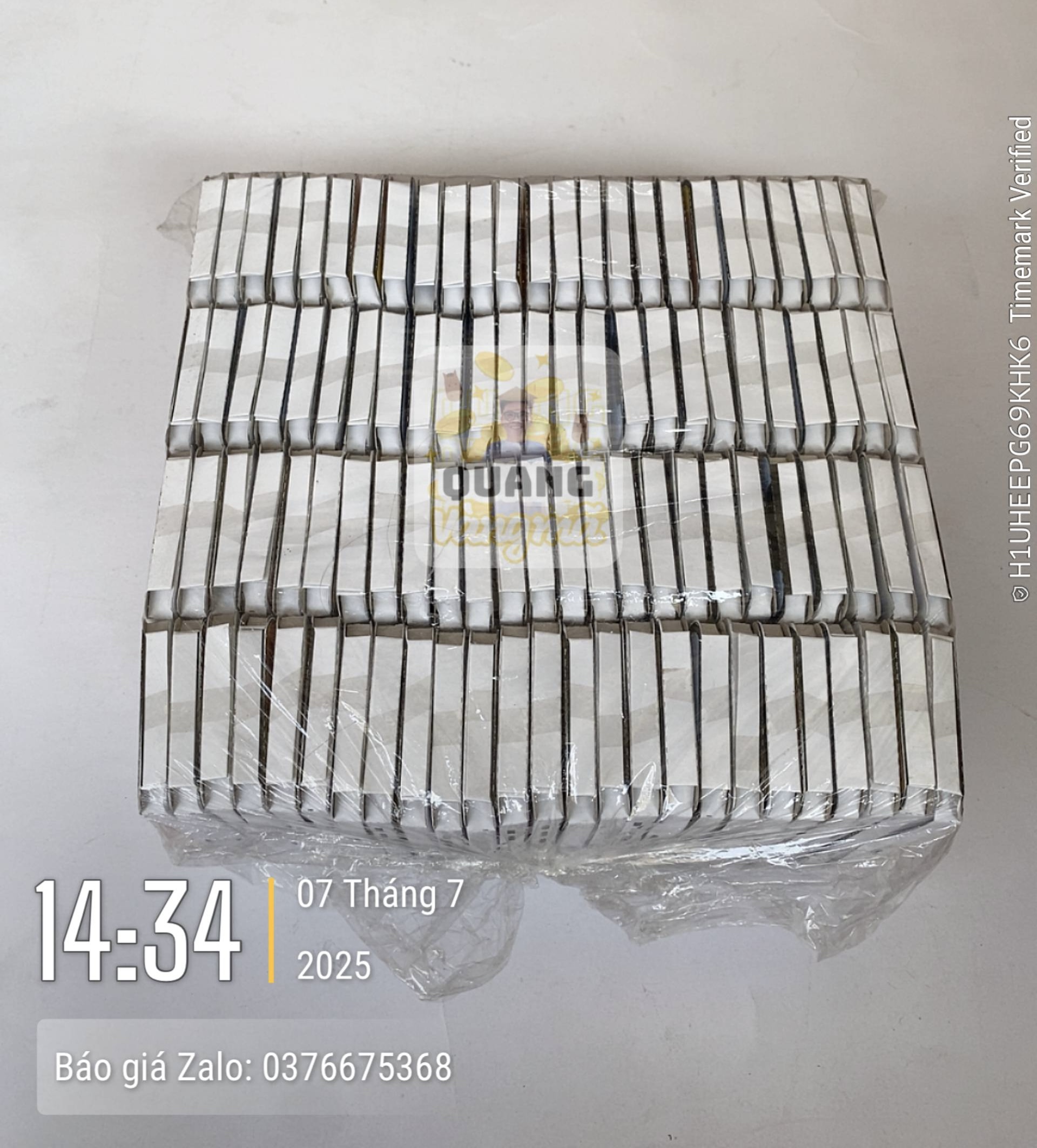 iPhone thường