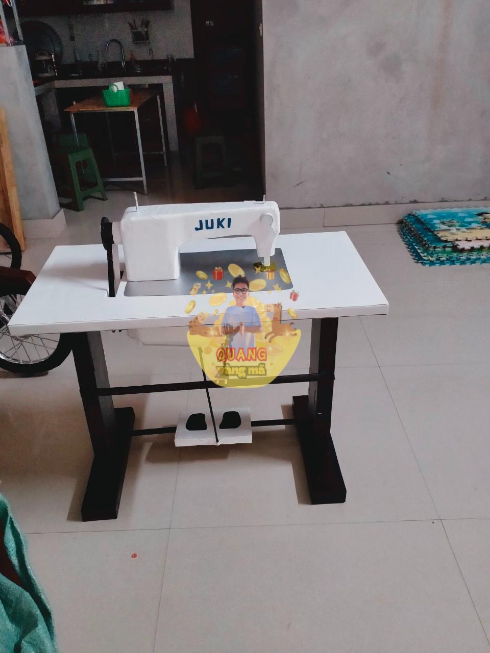 máy khâu juki trắng