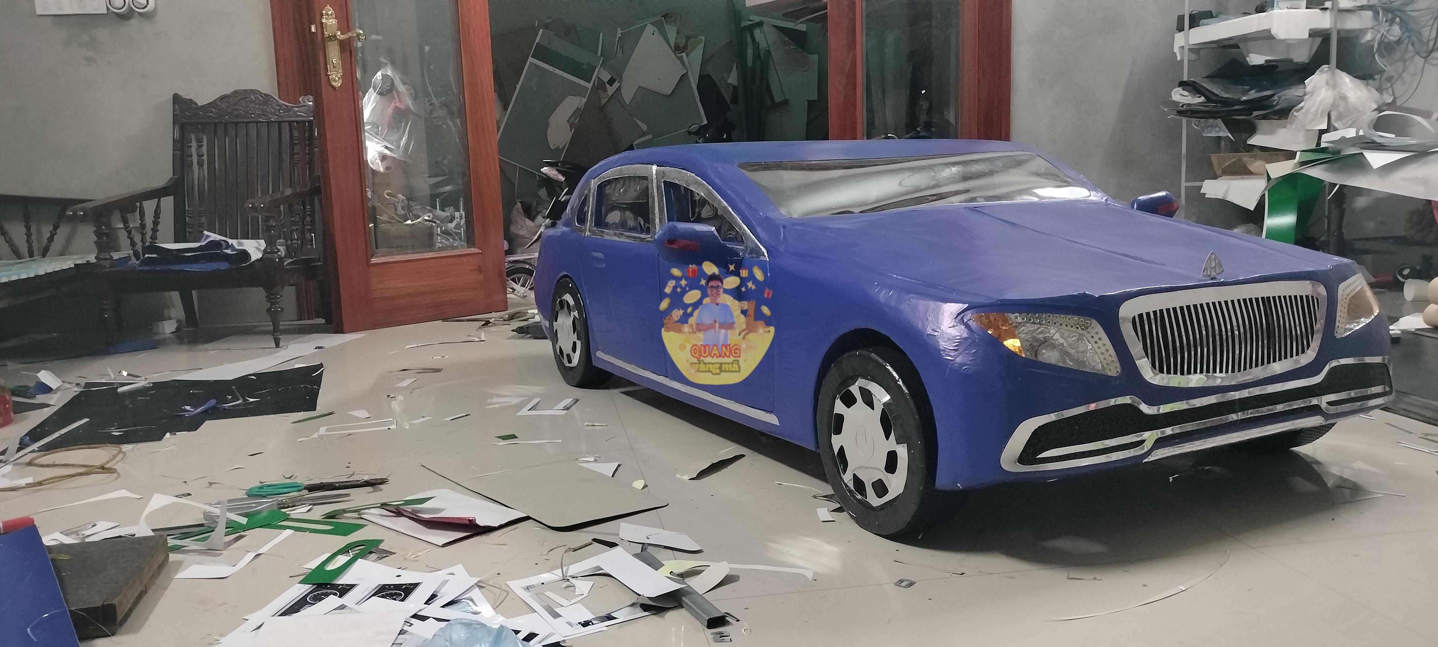 maybach xanh biển