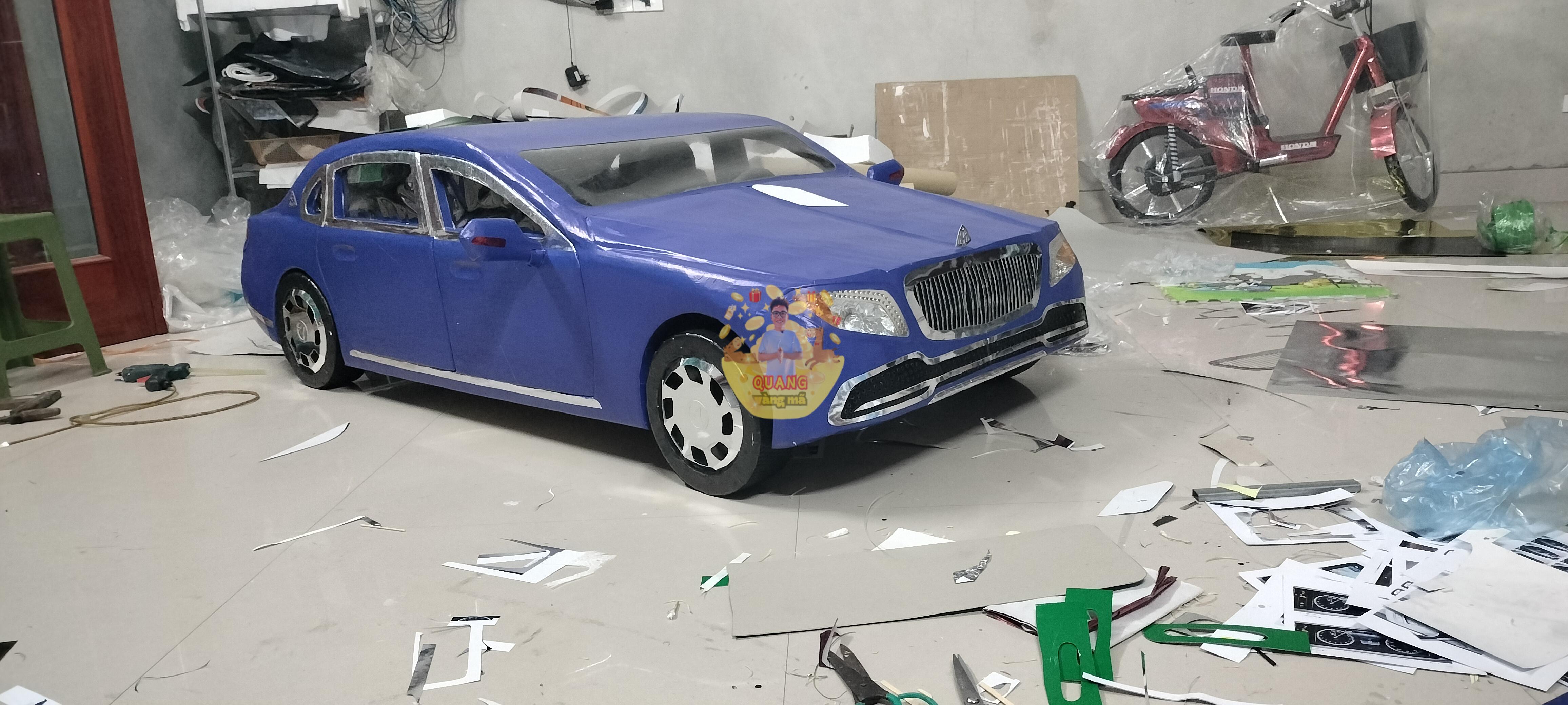 maybach xanh biển