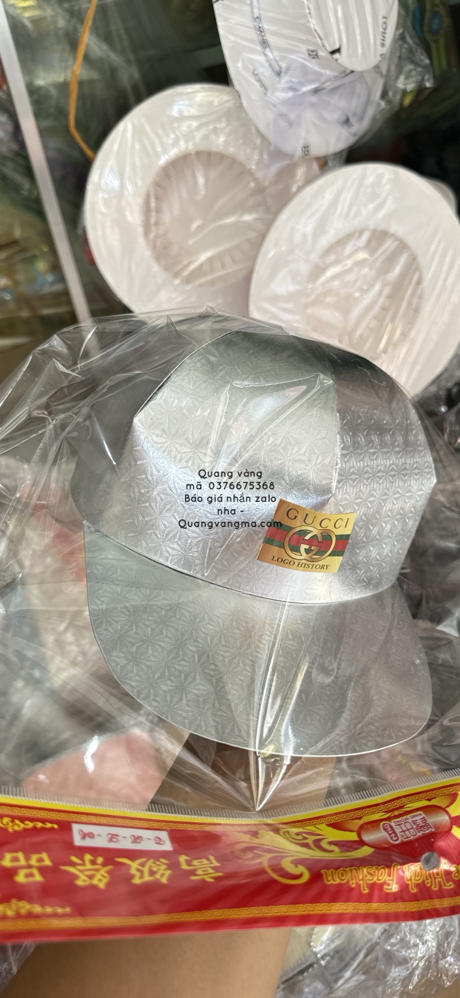 mũ sịn có các mầu bấm vào để xem cụ thể