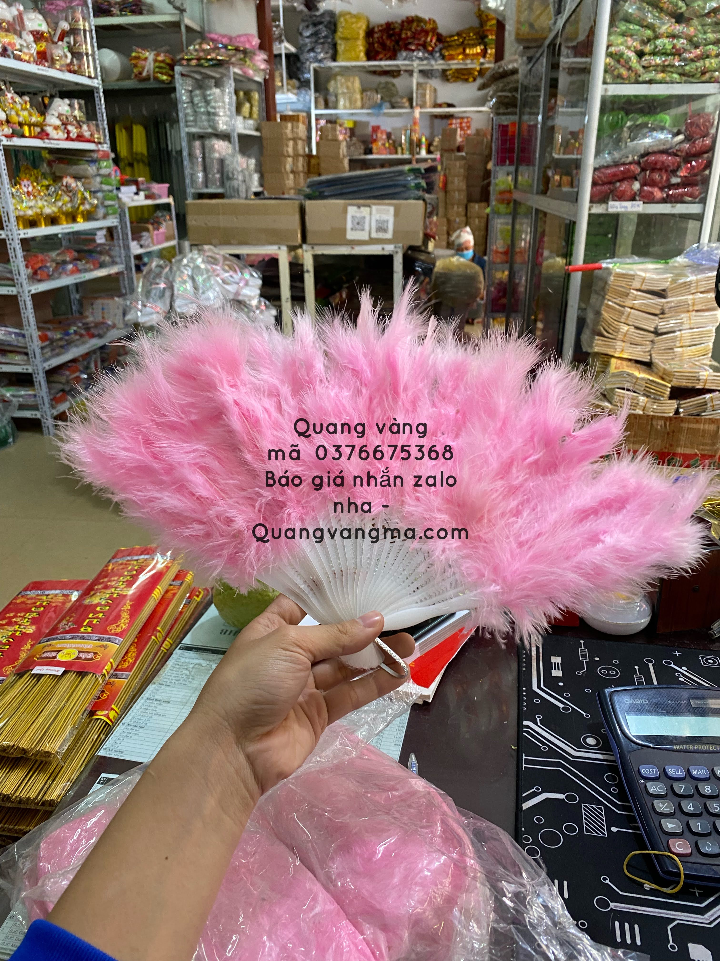 quạt lông vit hồng