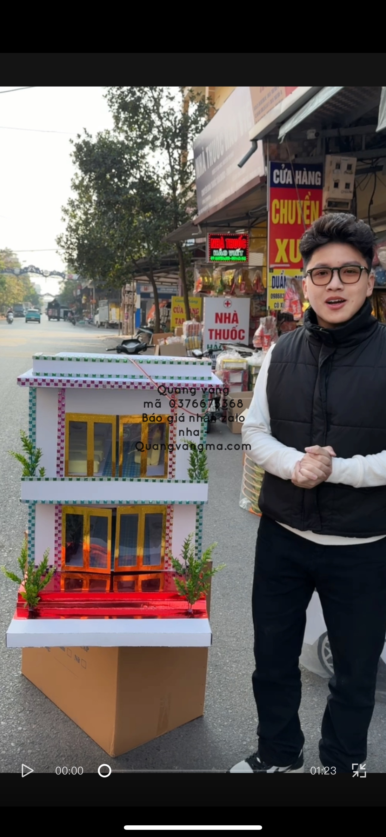 tiệm cắt tóc và tiệm spa tiệm xăm