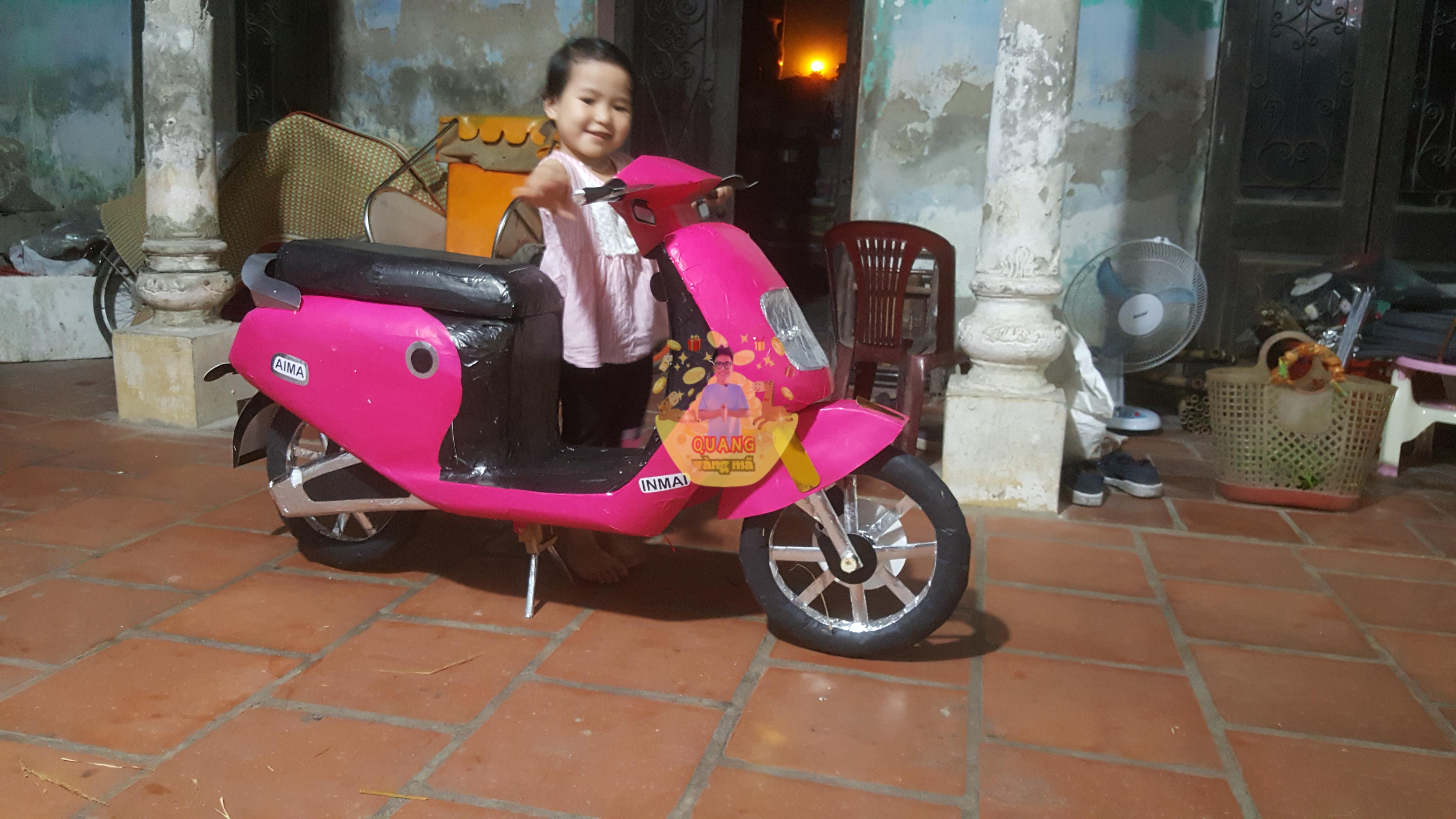 xe đạp điện mầu hồng