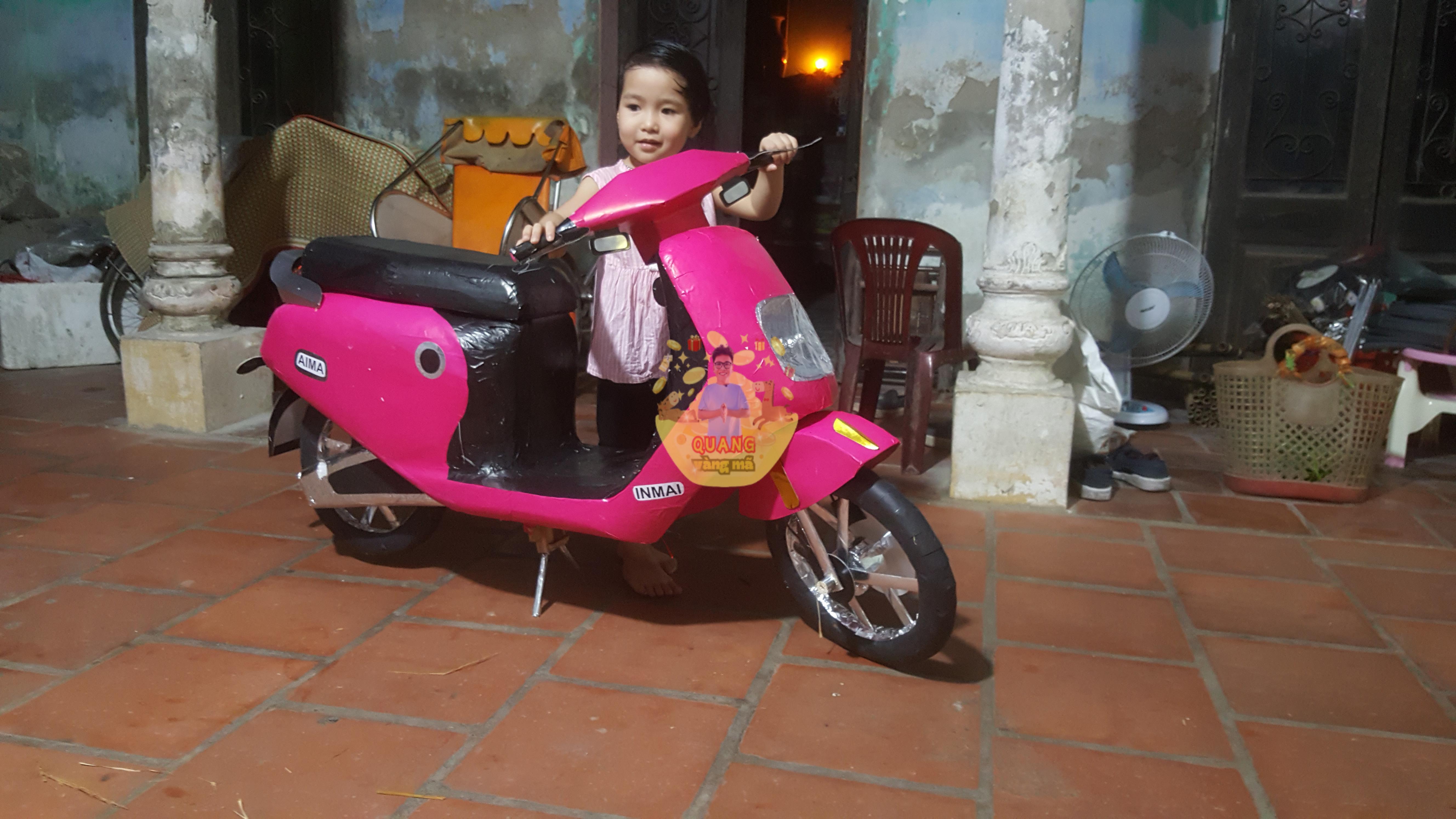 xe đạp điện mầu hồng